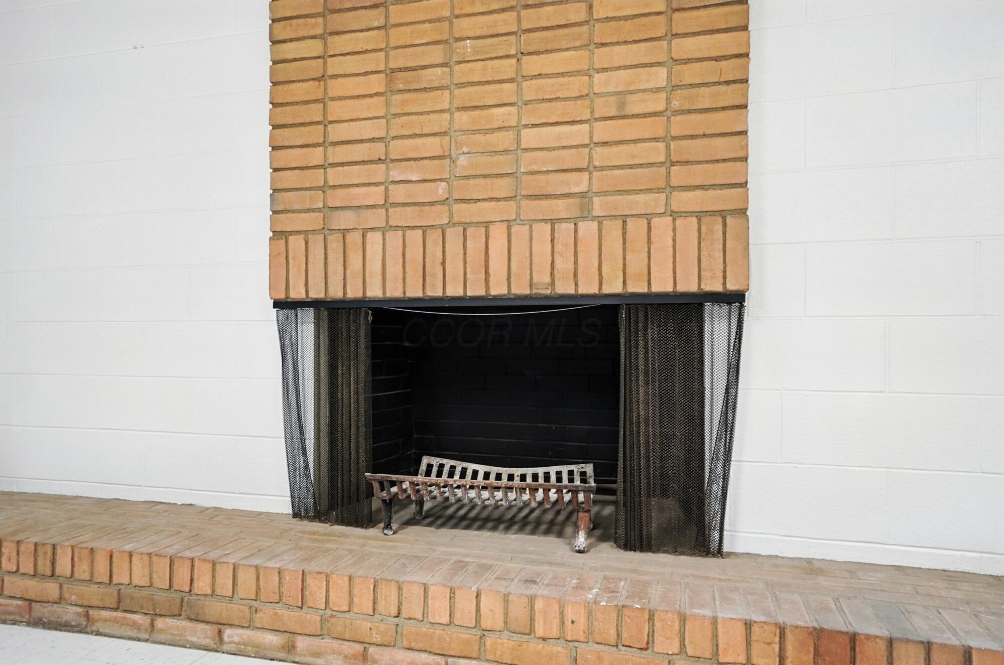 3885 Woodbridge Road