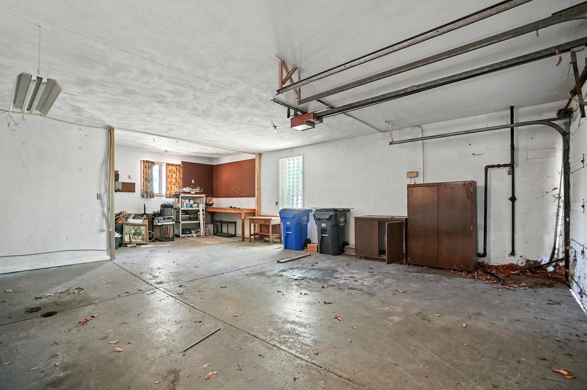 3885 Woodbridge Road