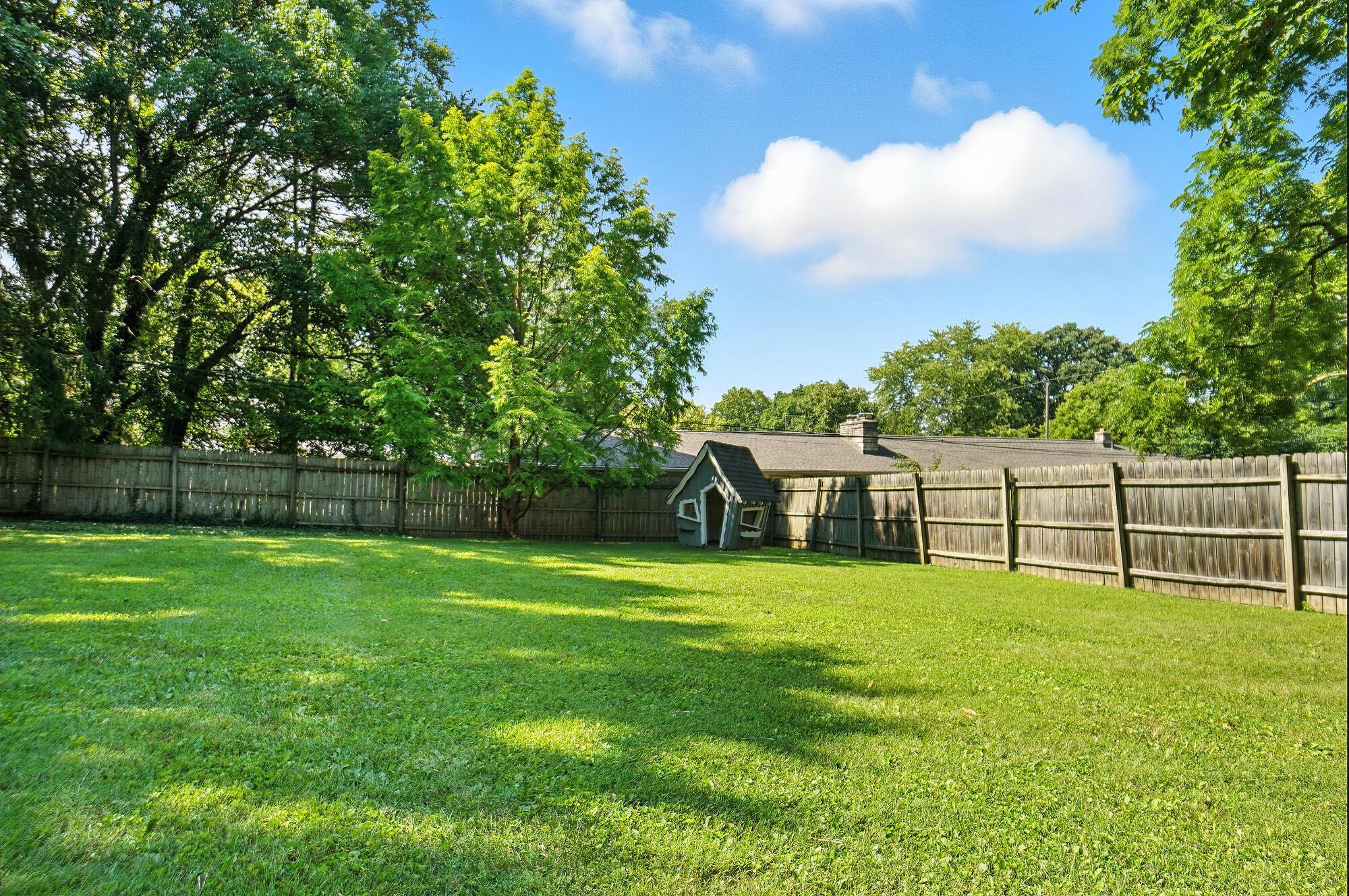3885 Woodbridge Road