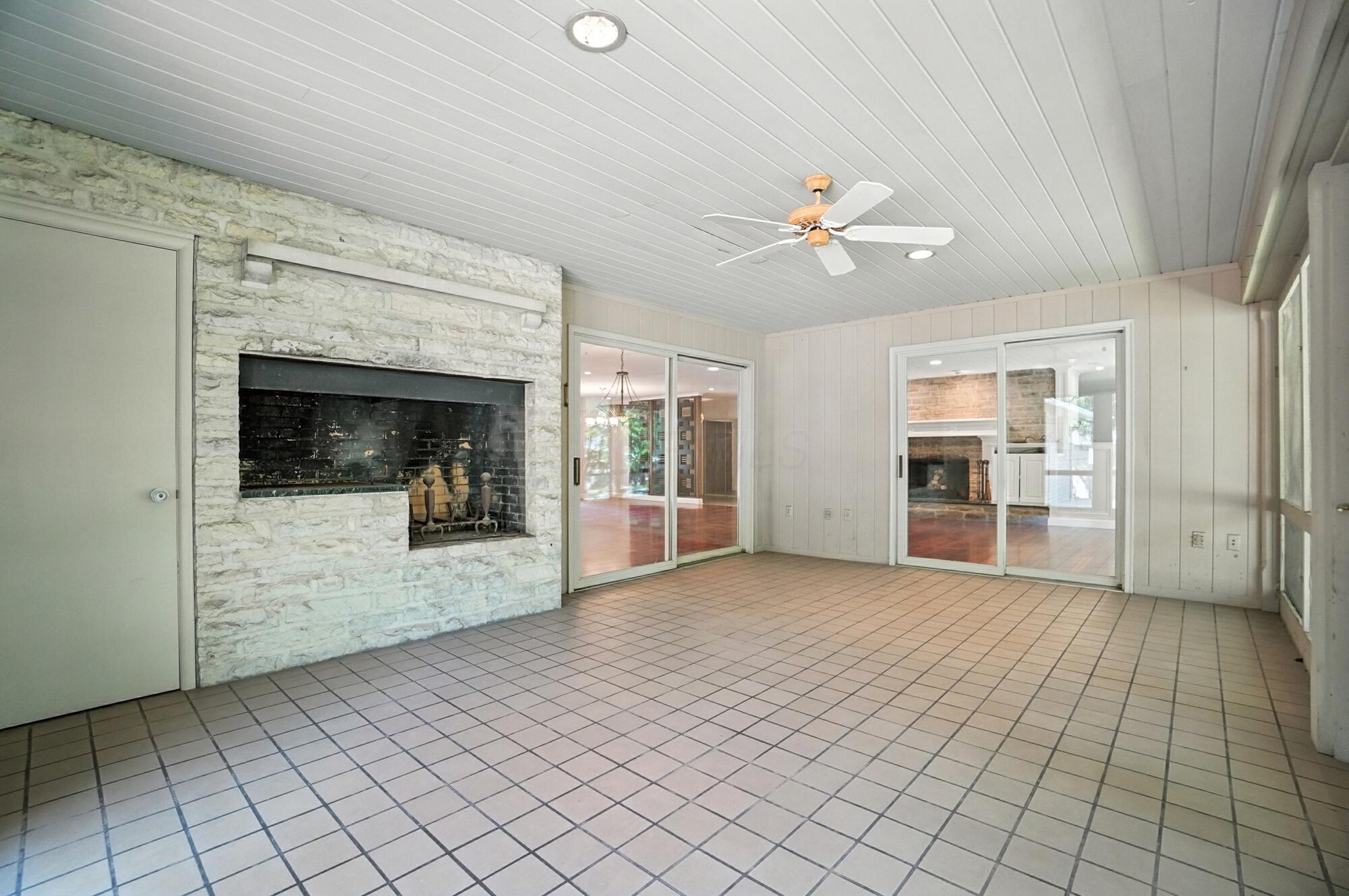 3885 Woodbridge Road