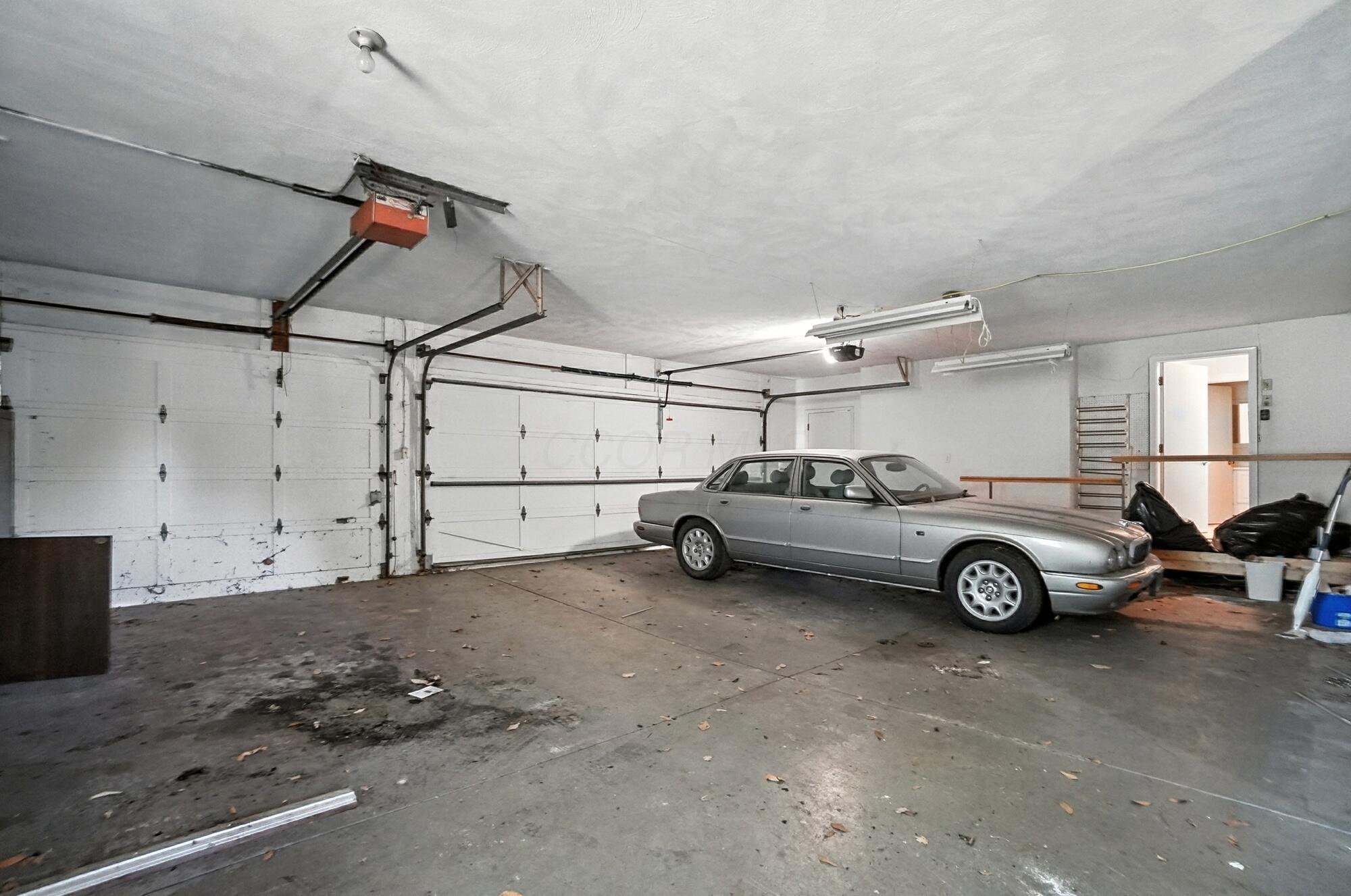 3885 Woodbridge Road