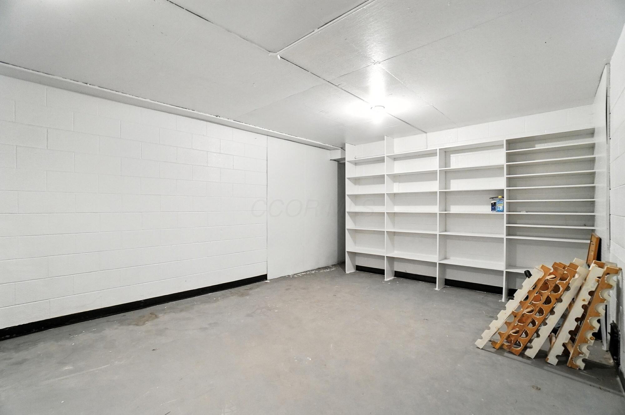 3885 Woodbridge Road