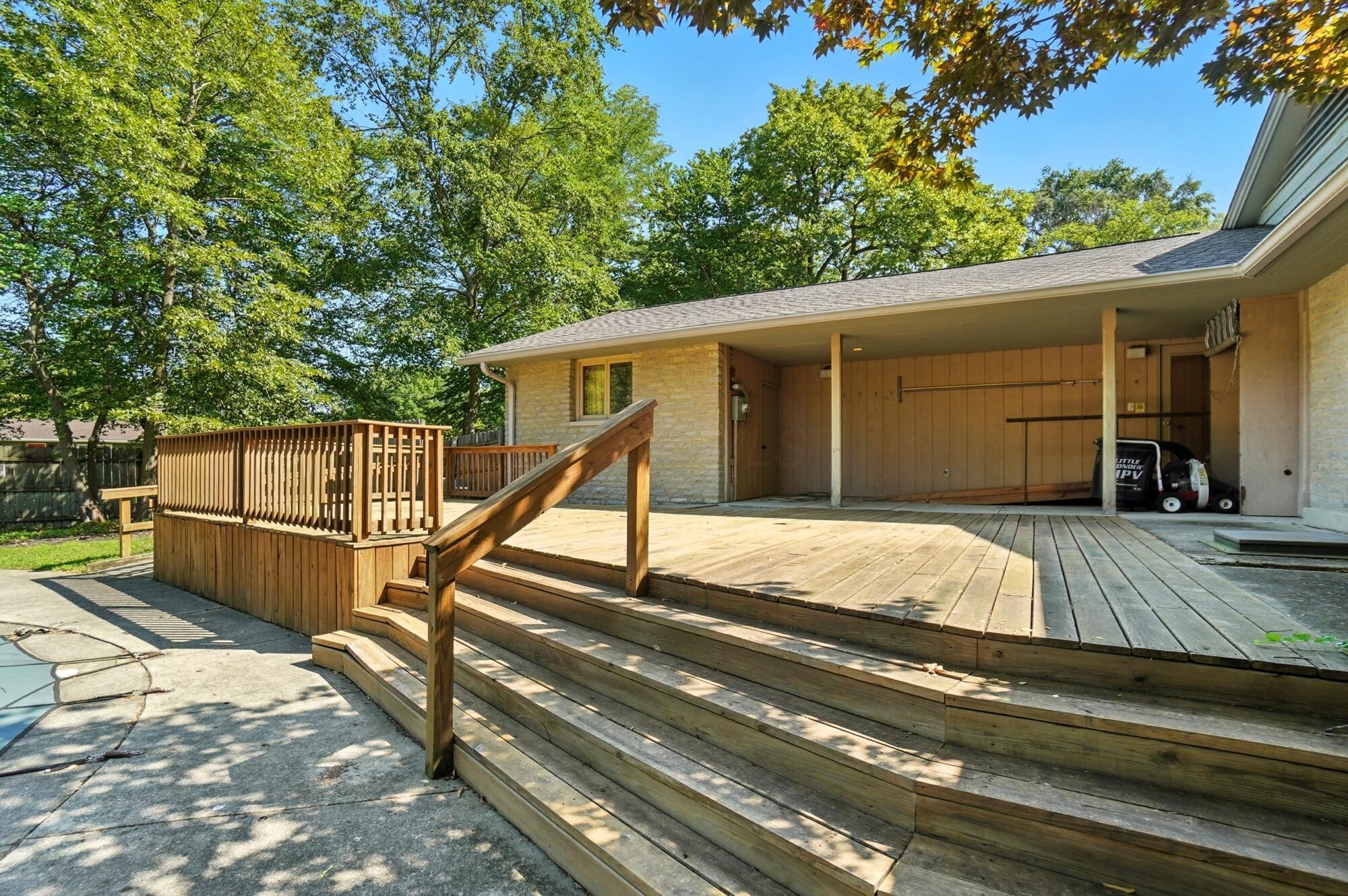 3885 Woodbridge Road