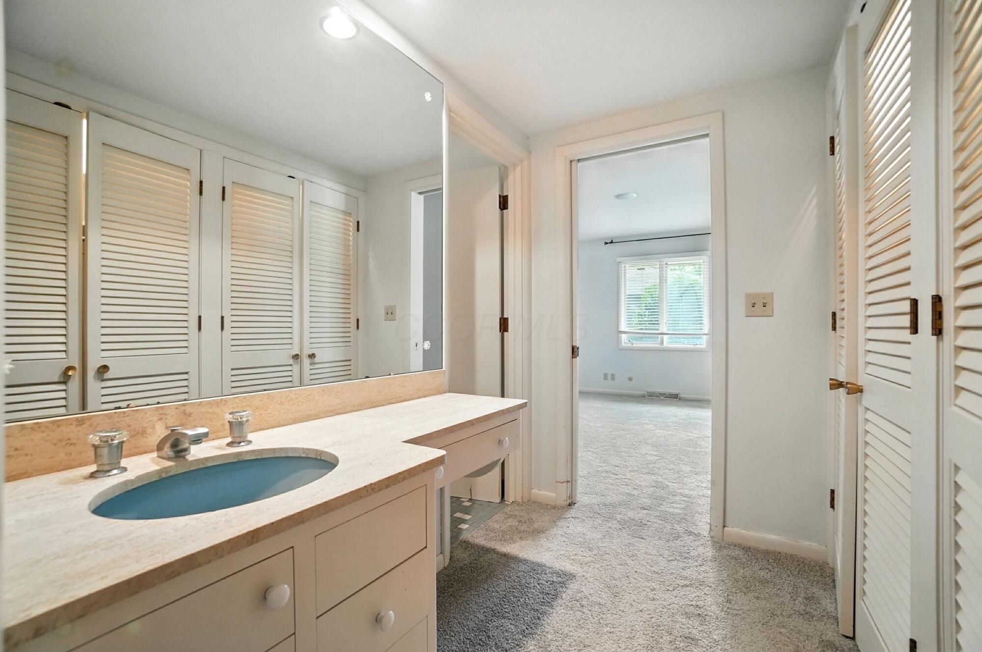 3885 Woodbridge Road