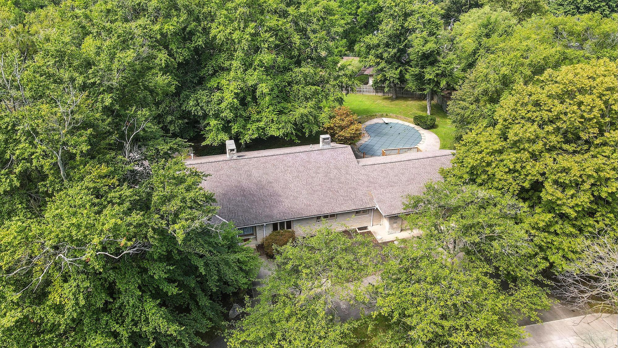 3885 Woodbridge Road