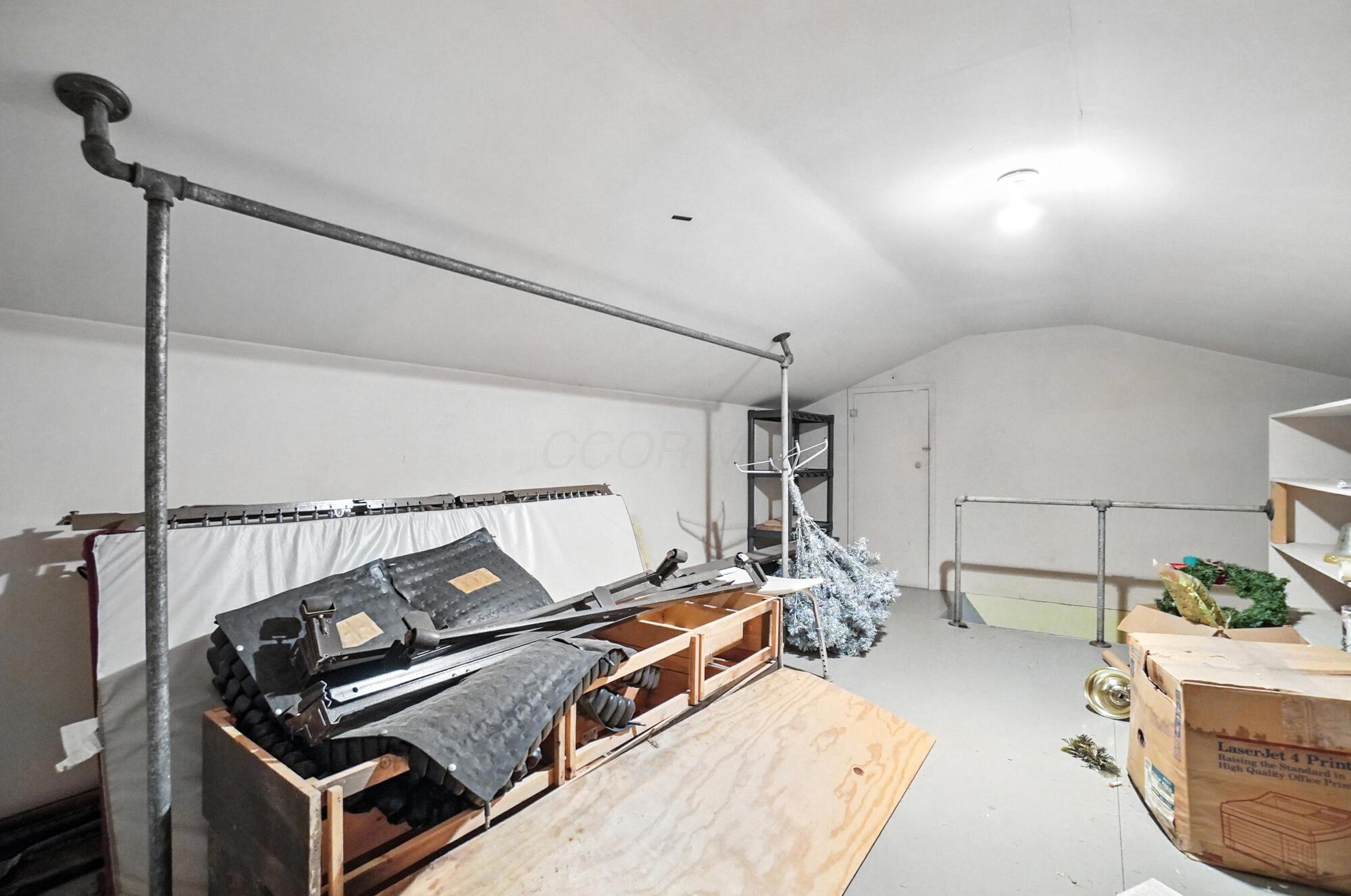 3885 Woodbridge Road