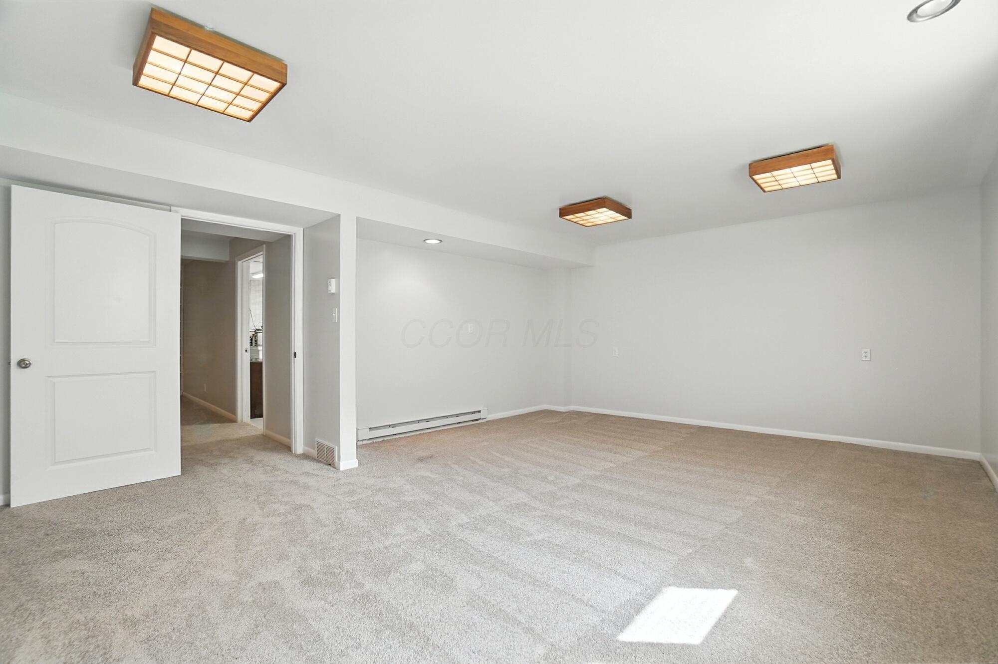 3885 Woodbridge Road