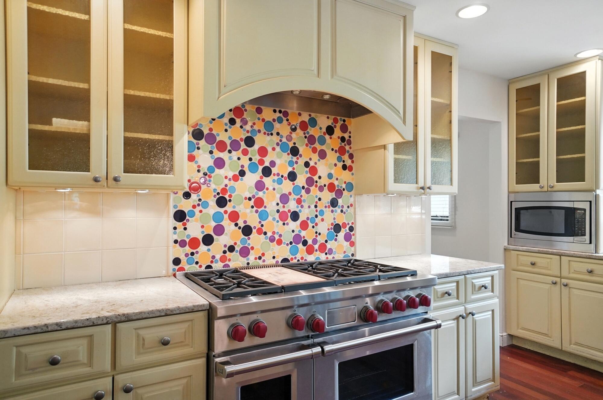 3885 Woodbridge Road