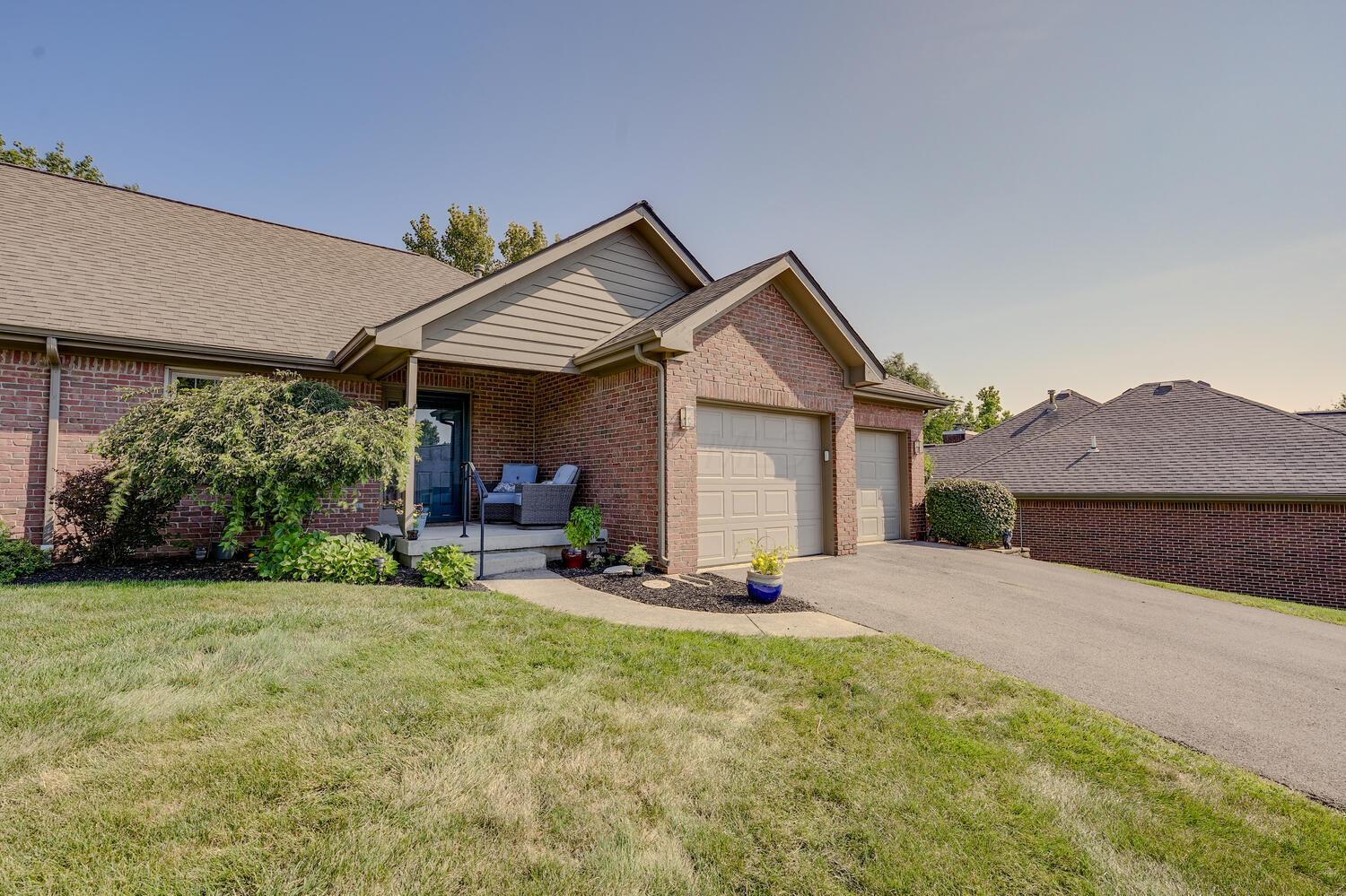 924 Village Brook Way