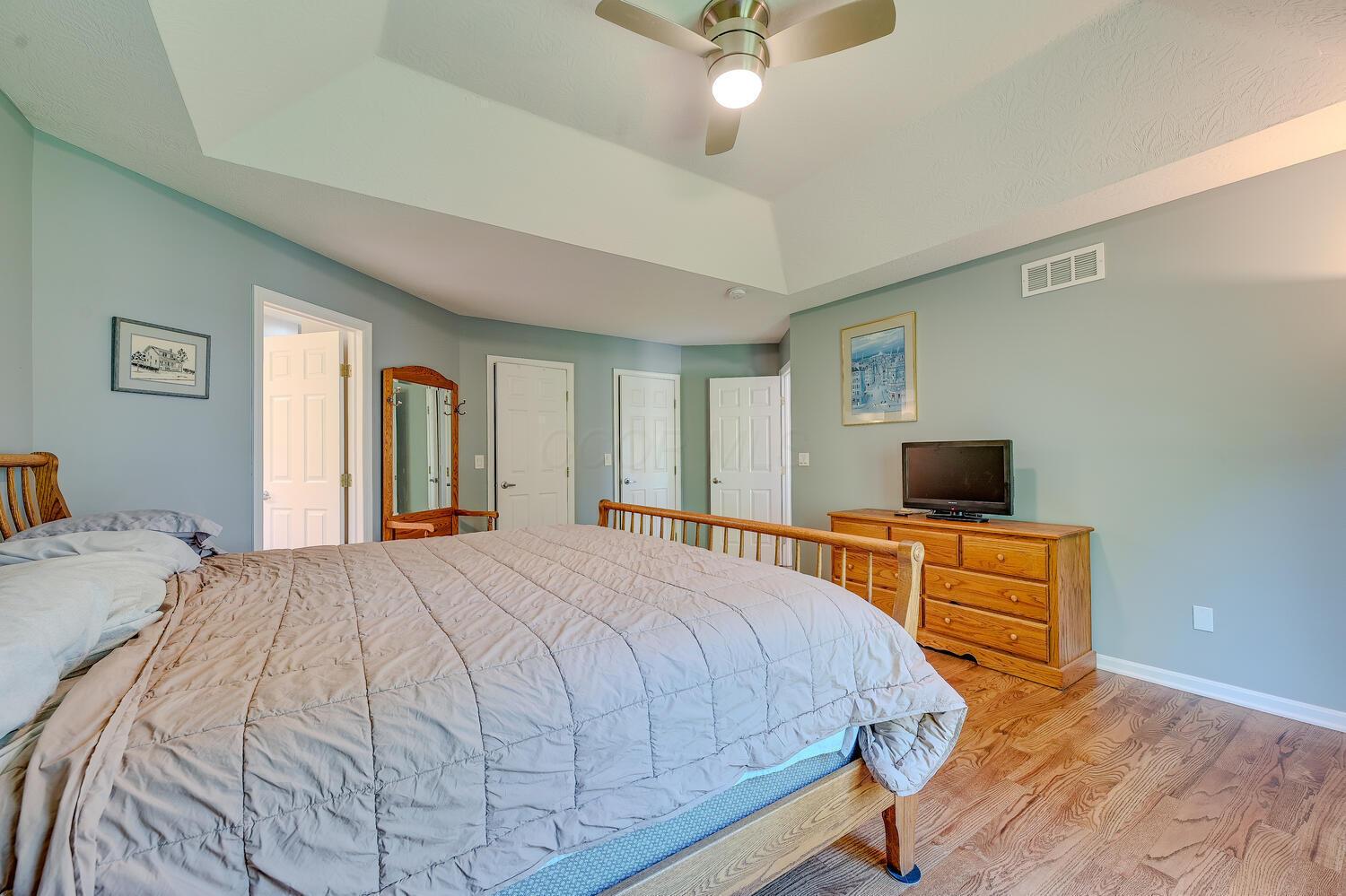924 Village Brook Way
