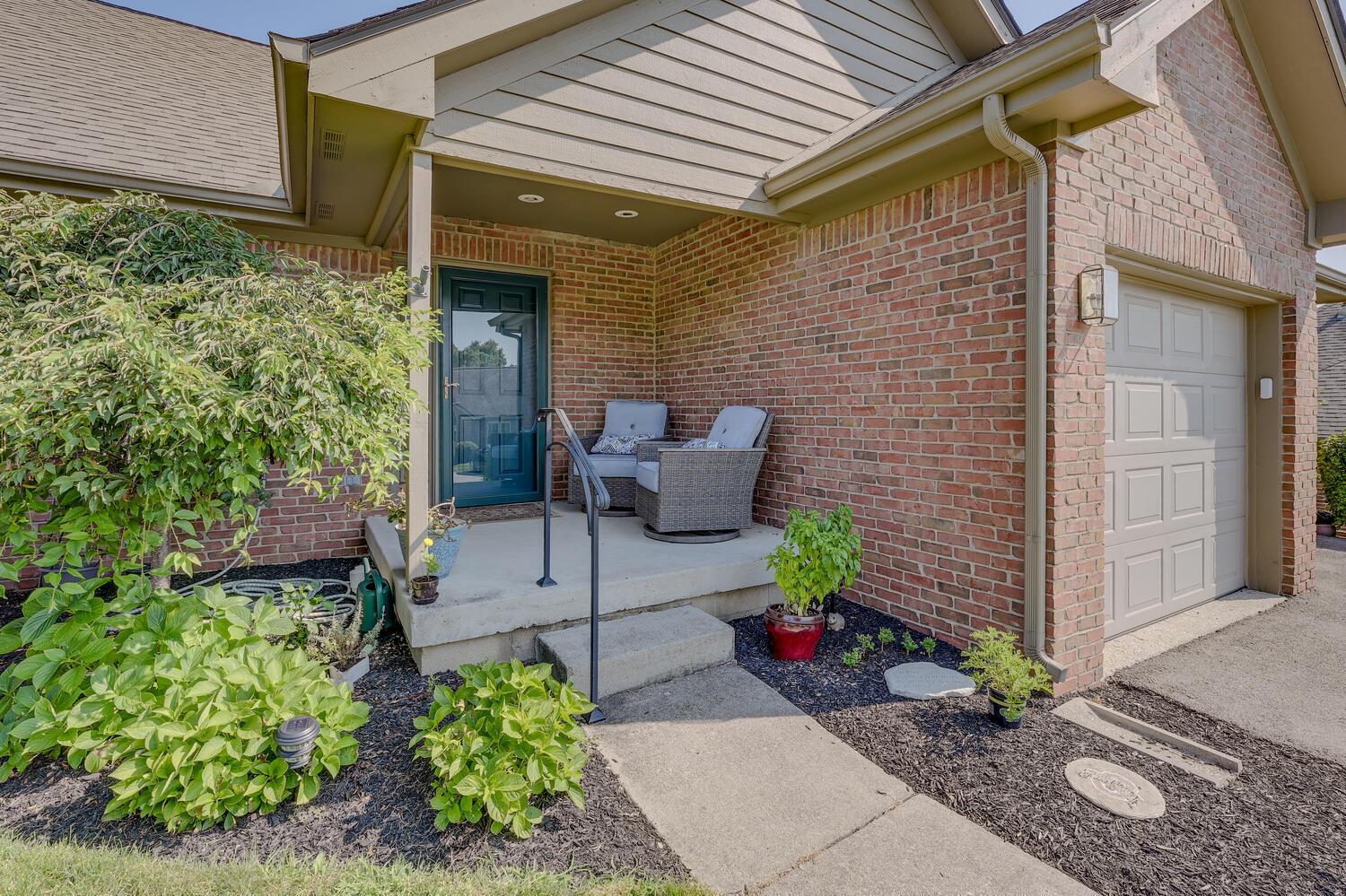 924 Village Brook Way