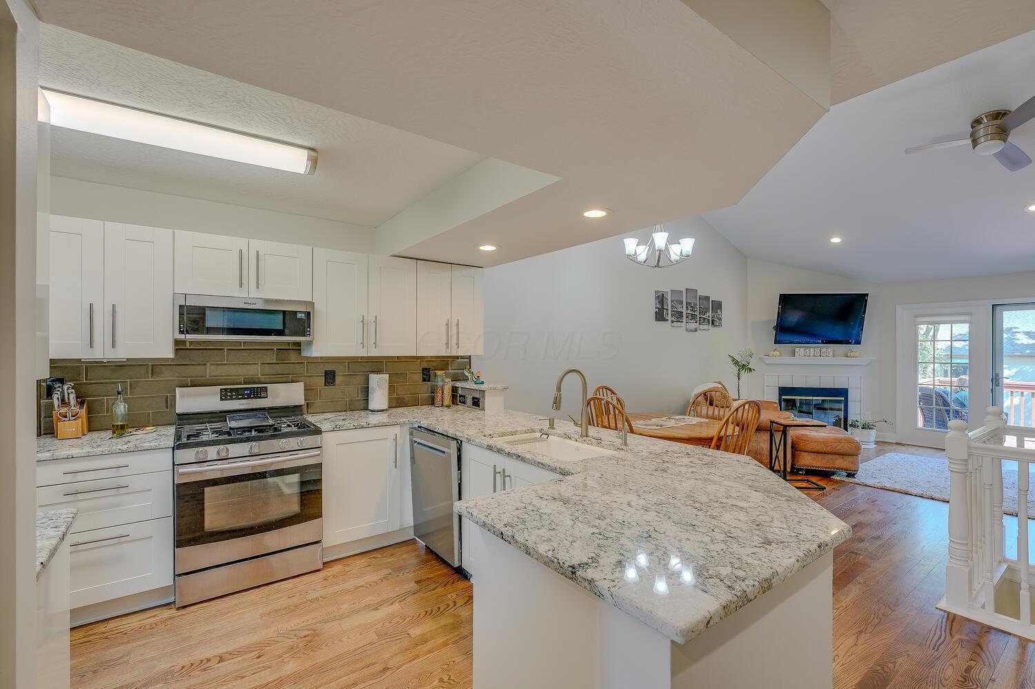 924 Village Brook Way