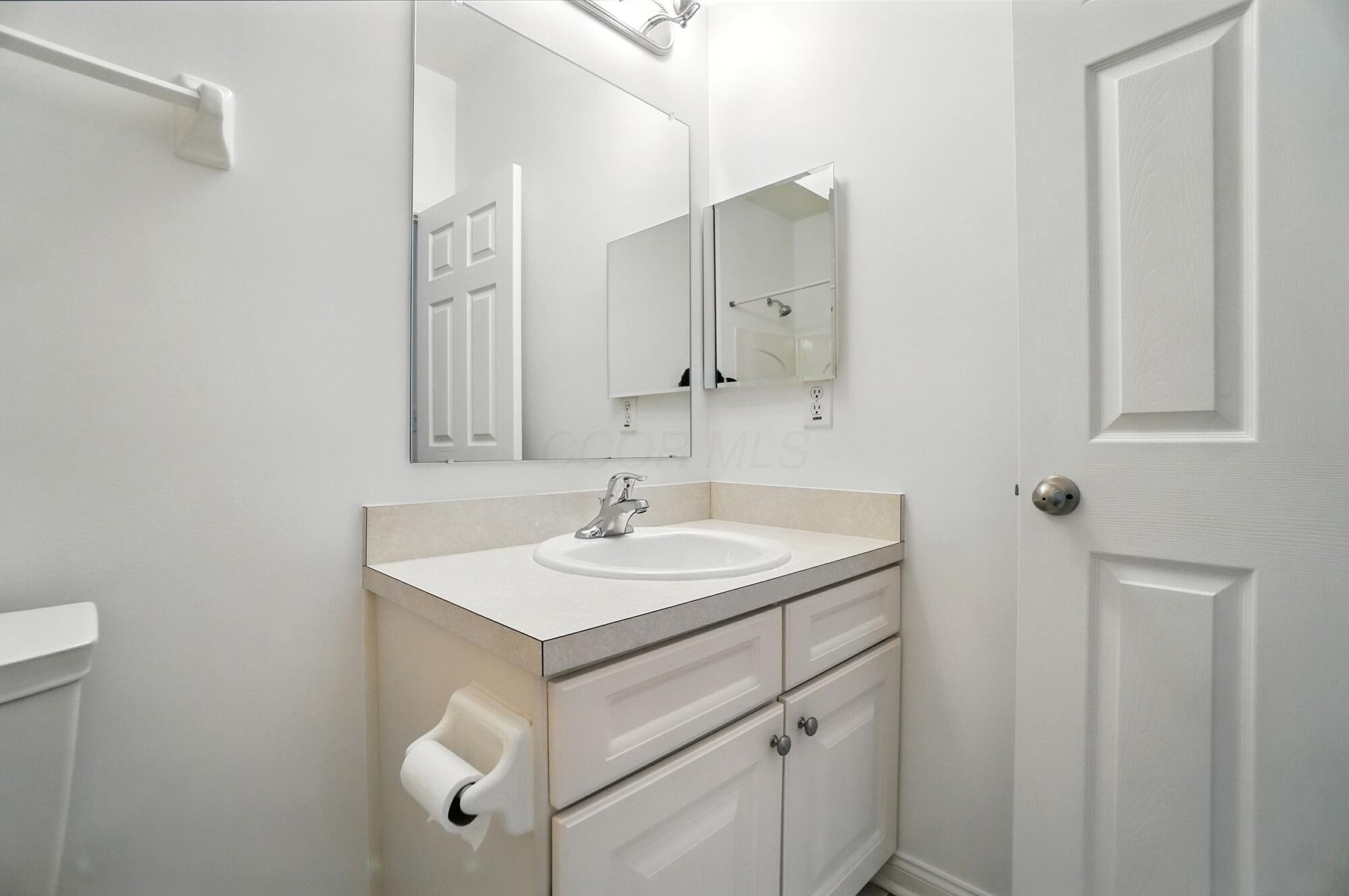 3022 Crabapple Place, 4
