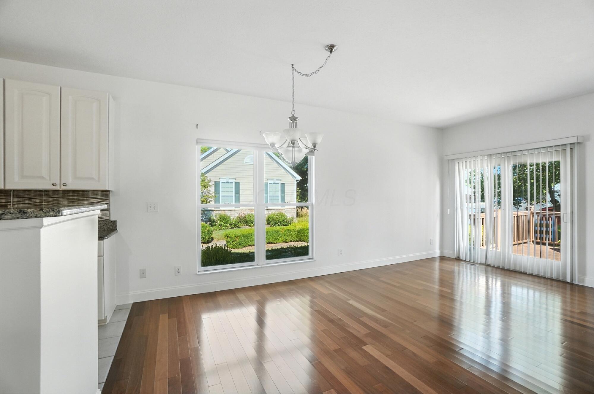 3022 Crabapple Place, 4