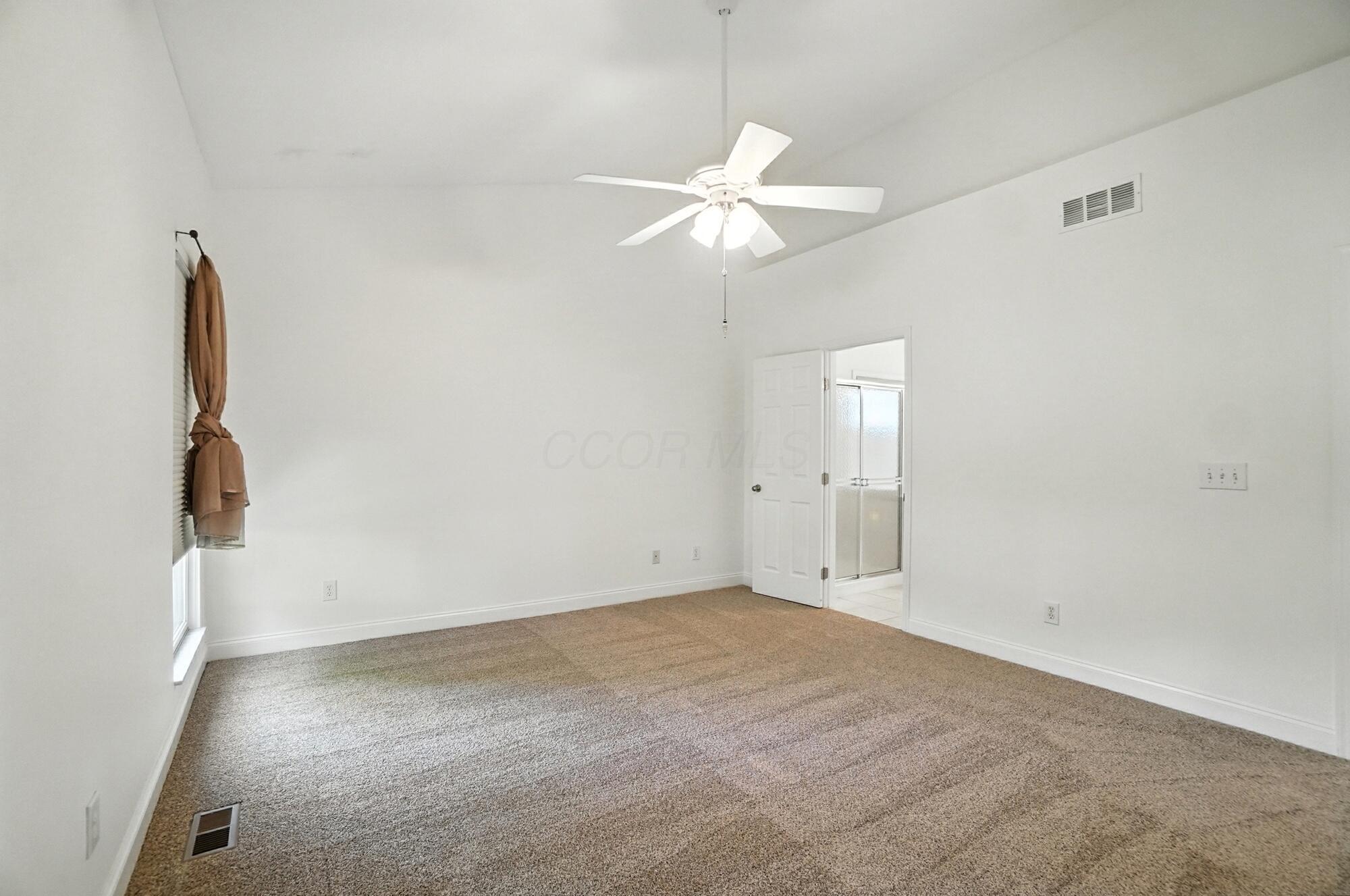 3022 Crabapple Place, 4