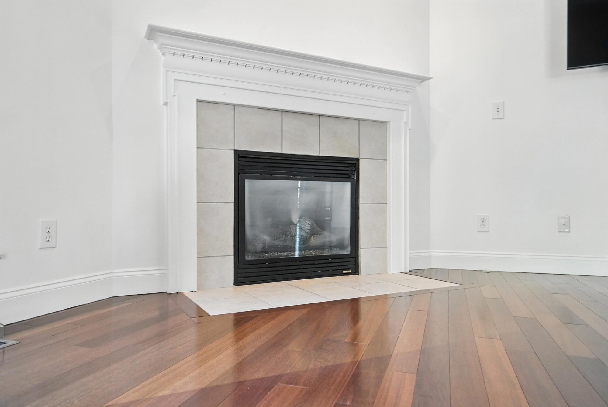 3022 Crabapple Place, 4