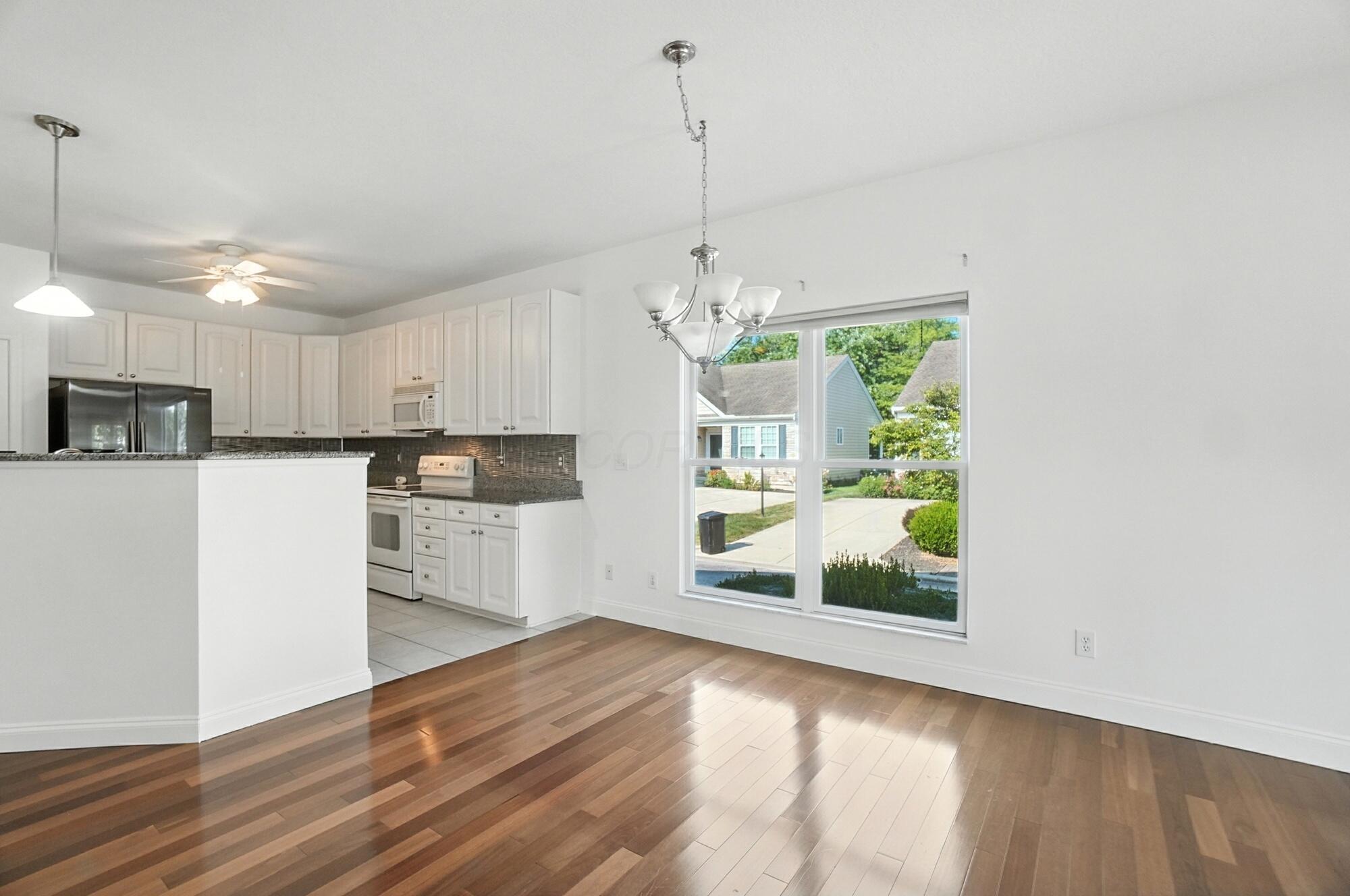 3022 Crabapple Place, 4