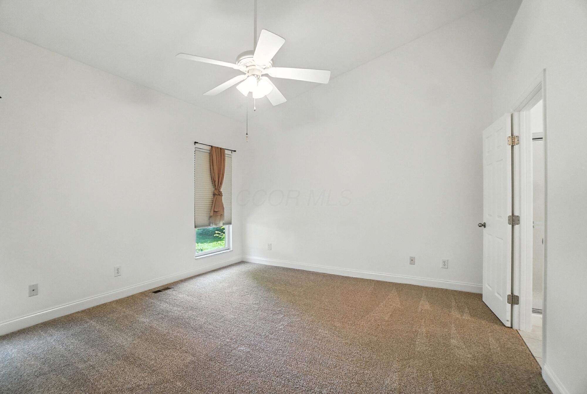 3022 Crabapple Place, 4