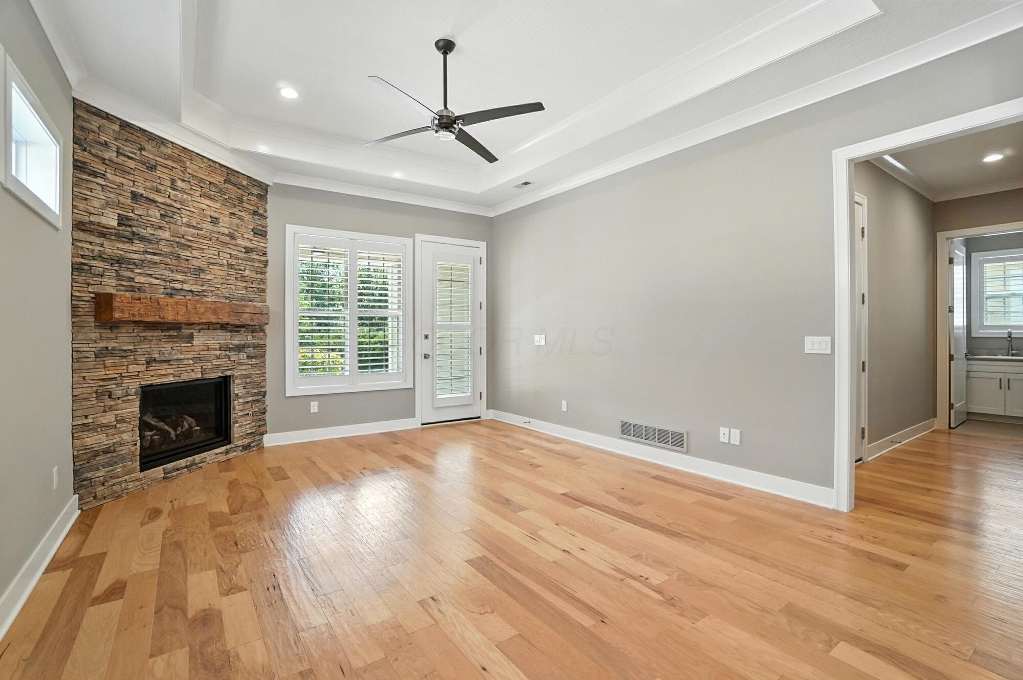 6764 Lloyd Lane, 20