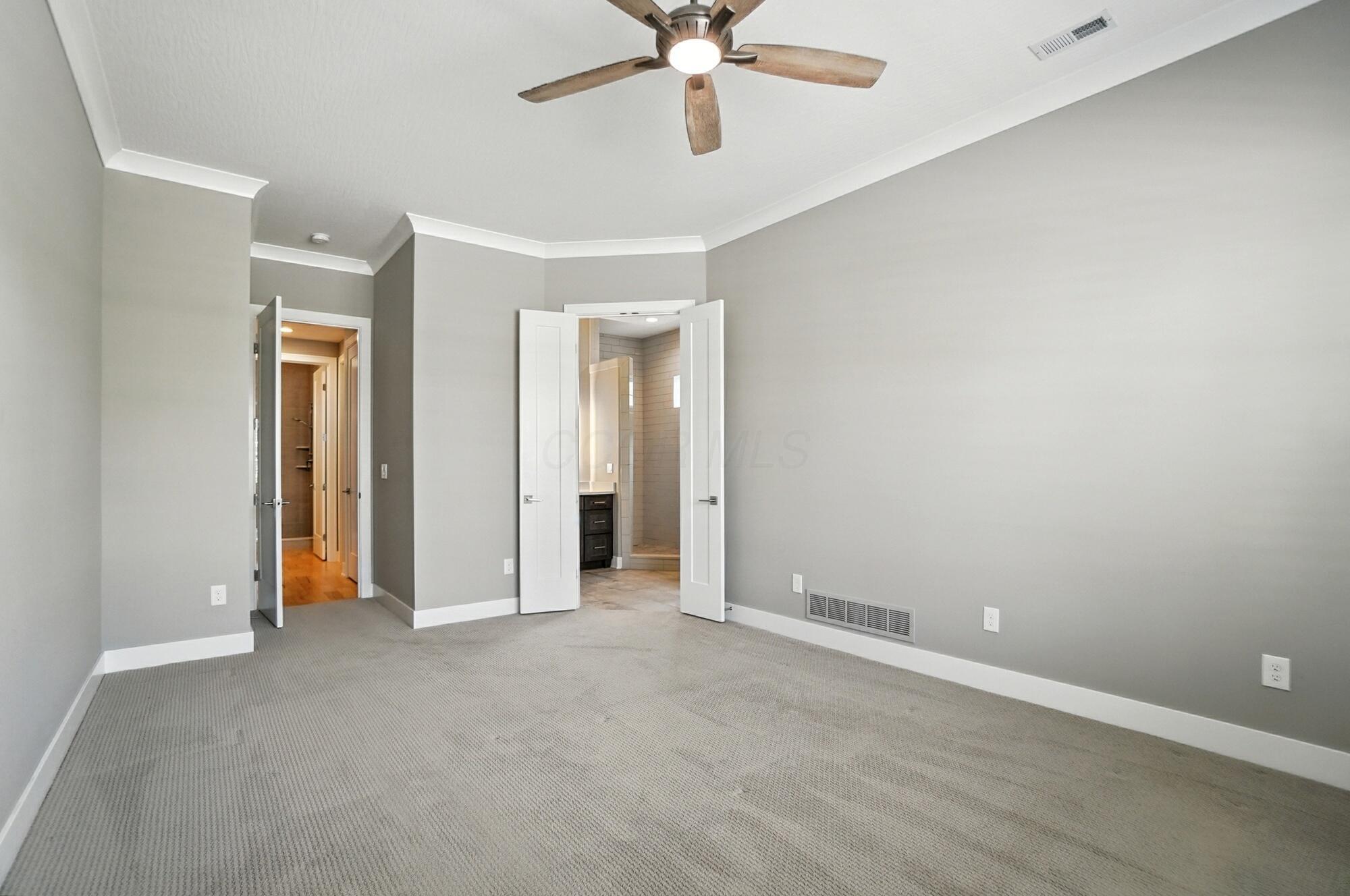 6764 Lloyd Lane, 20