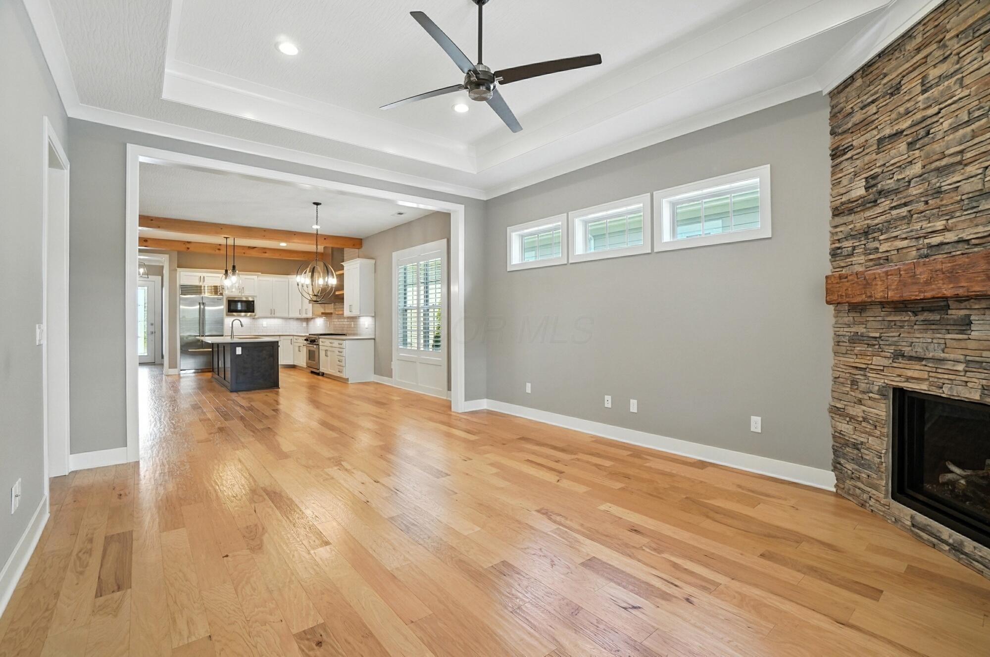 6764 Lloyd Lane, 20