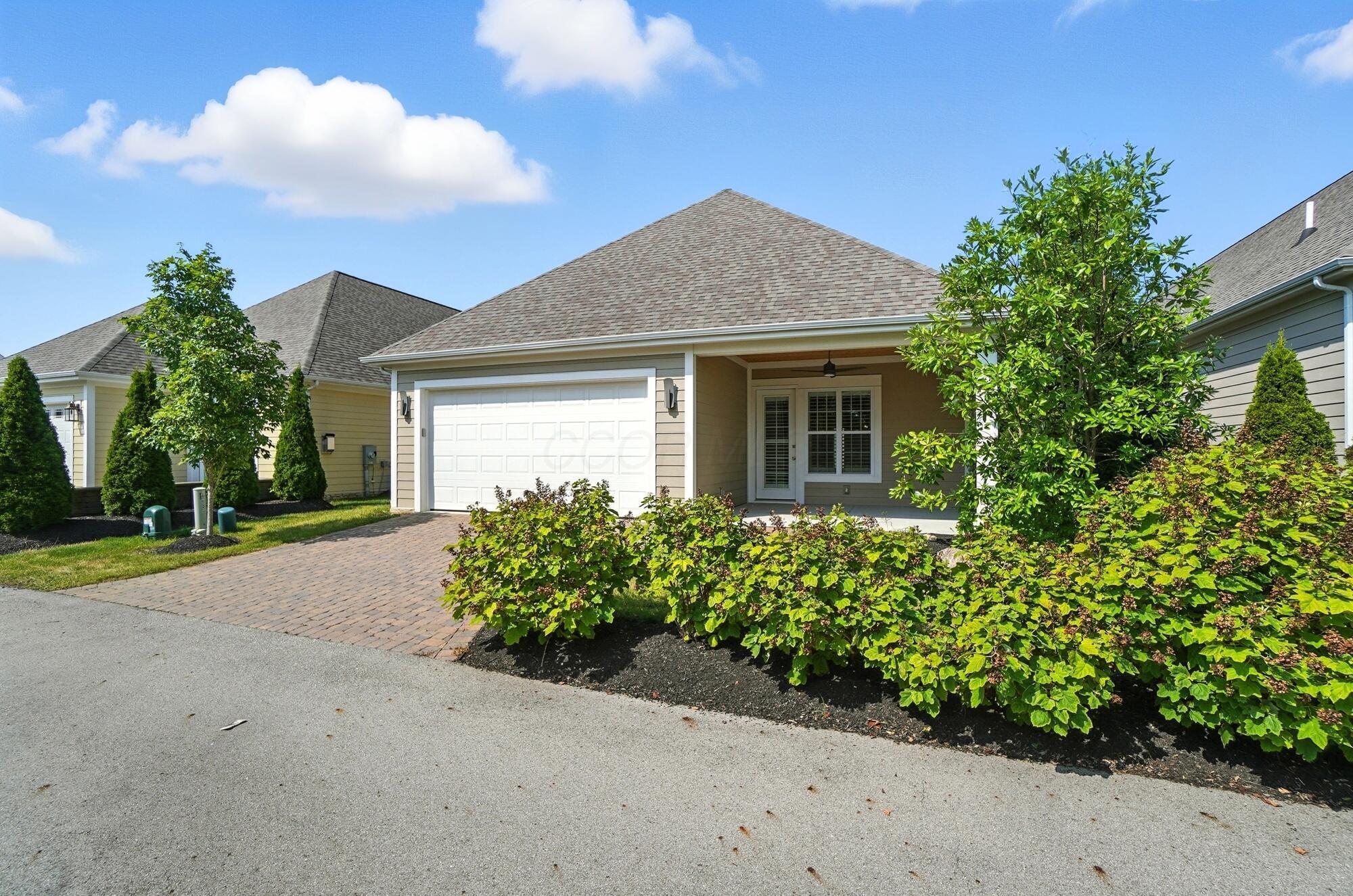 6764 Lloyd Lane, 20