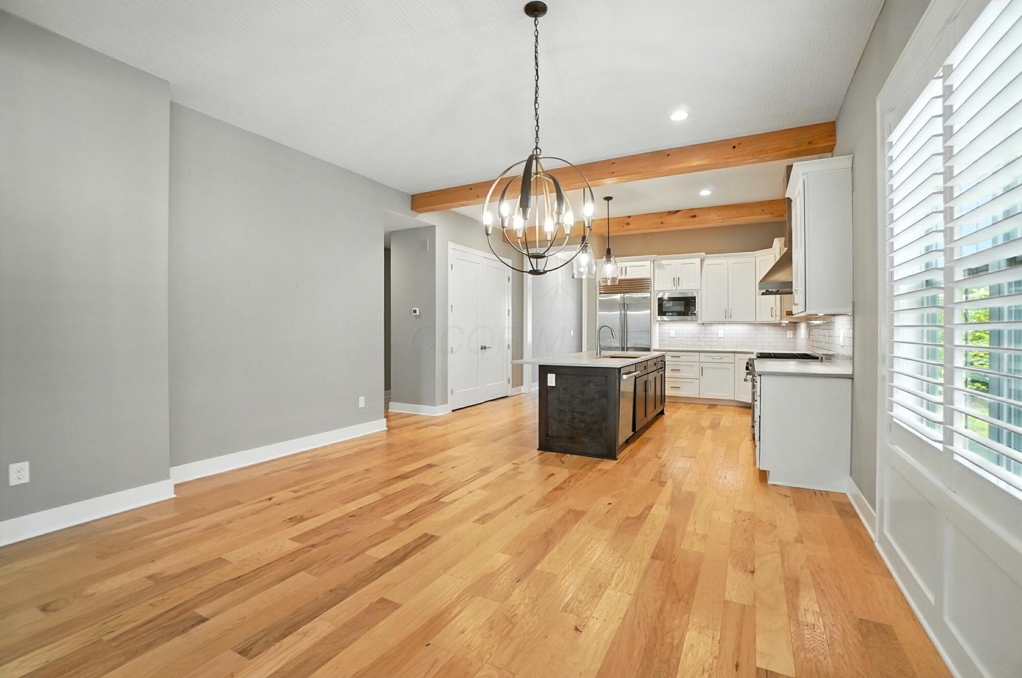 6764 Lloyd Lane, 20