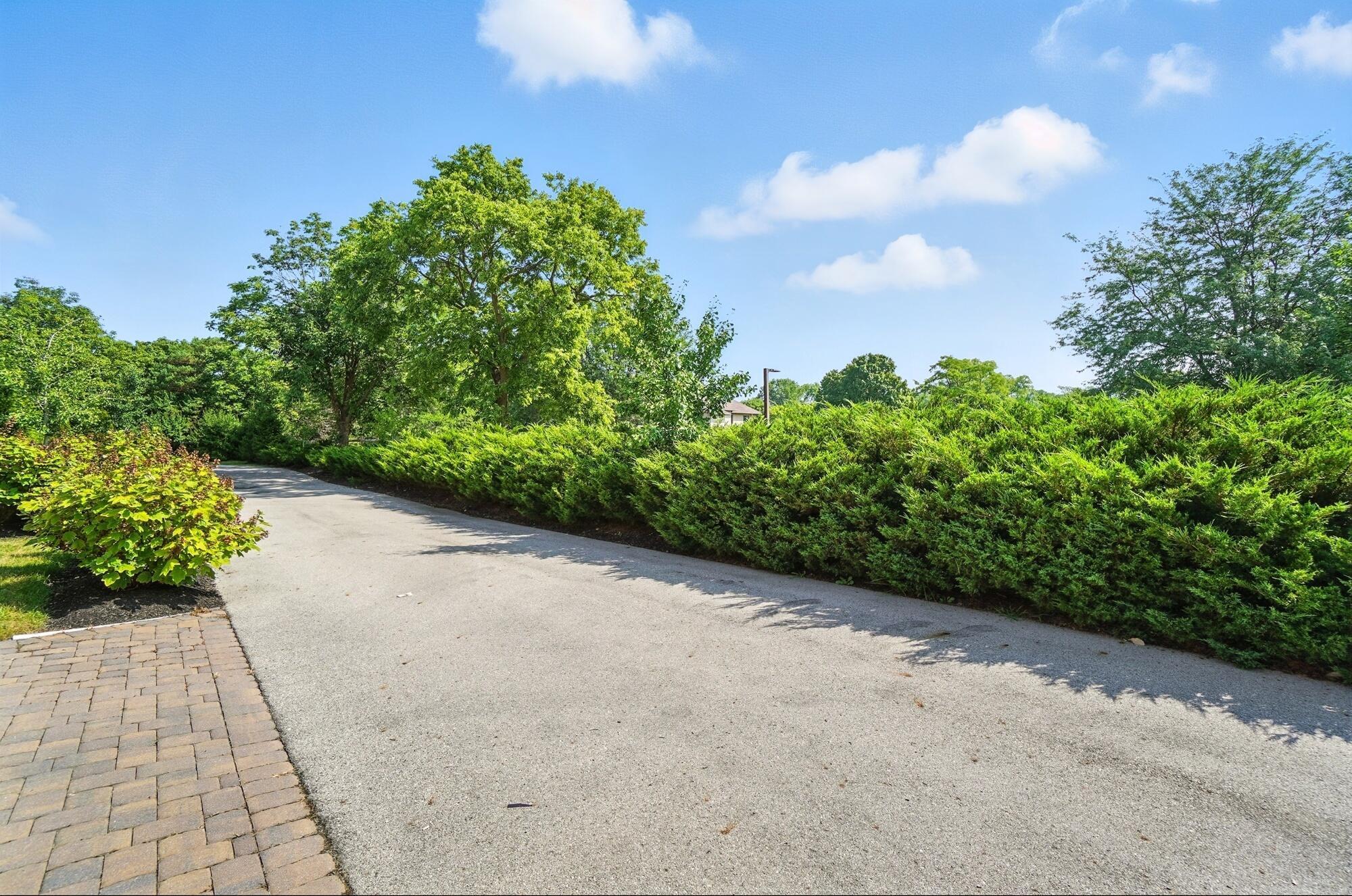 6764 Lloyd Lane, 20