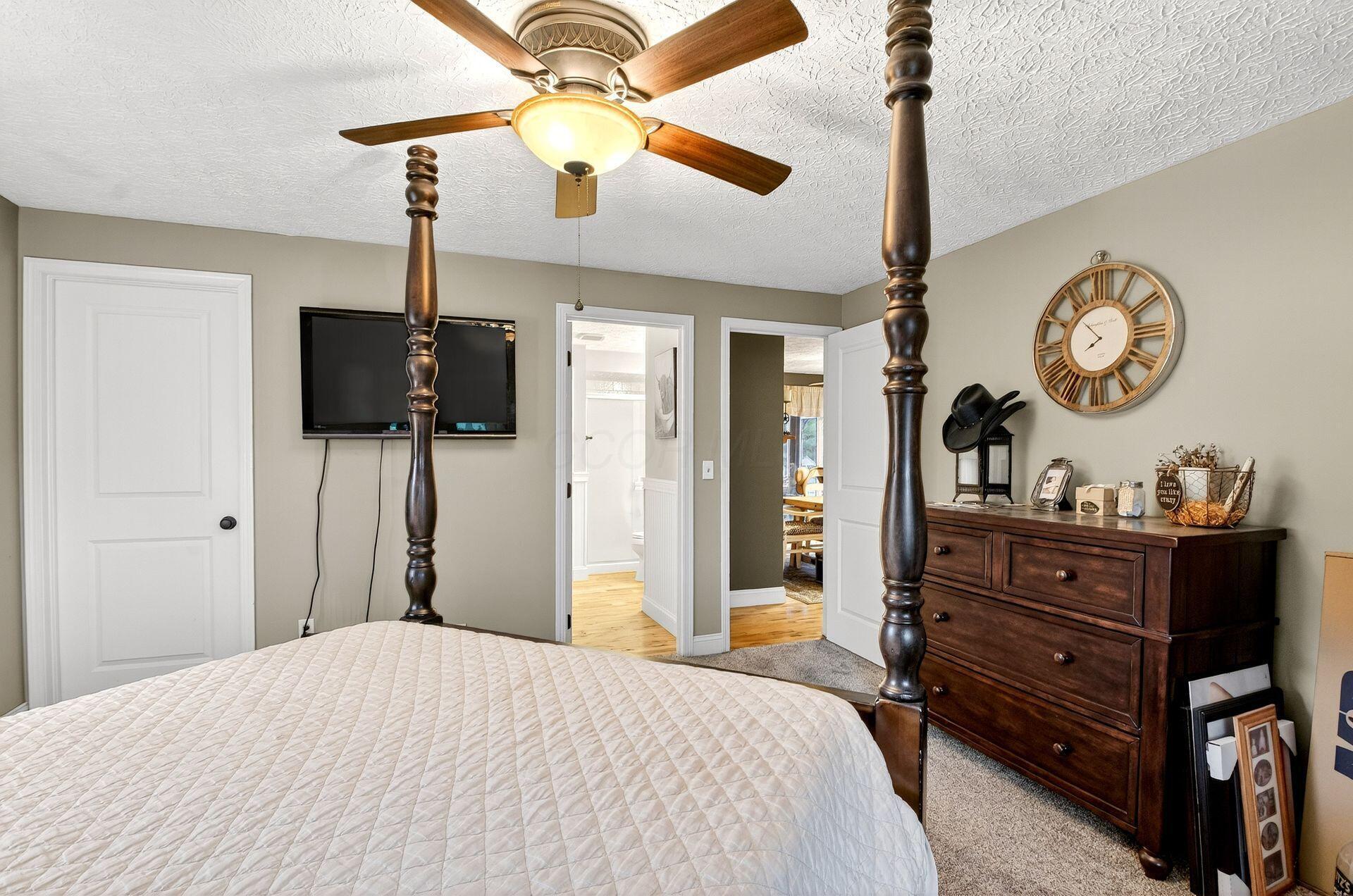 9271 Long Road