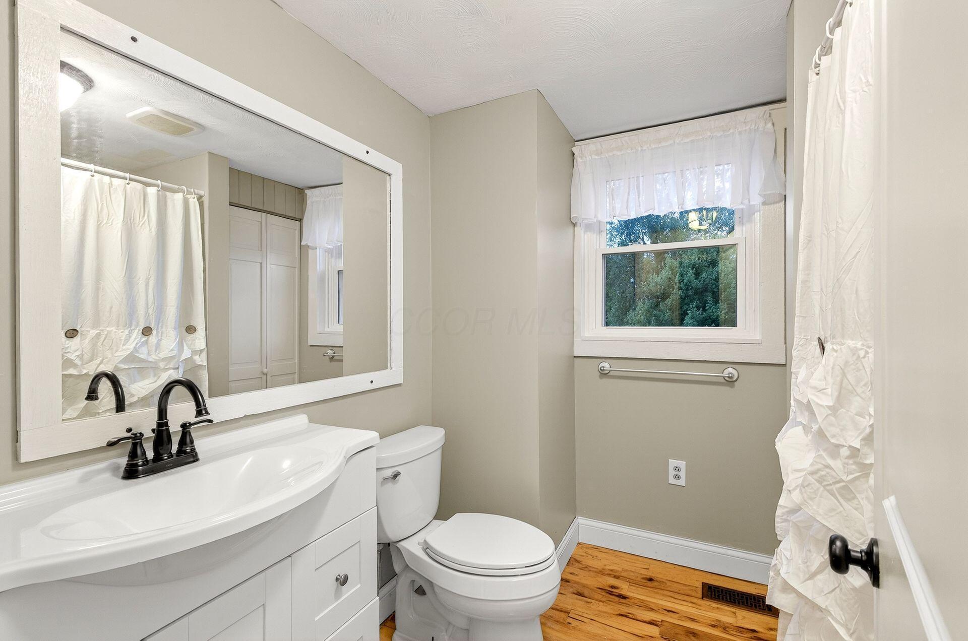 9271 Long Road