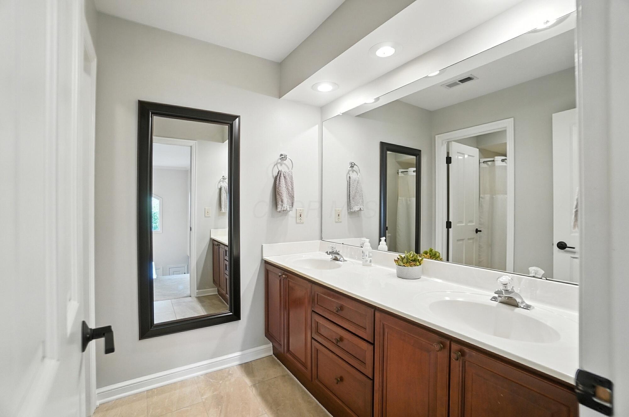 7466 Katesbridge Court