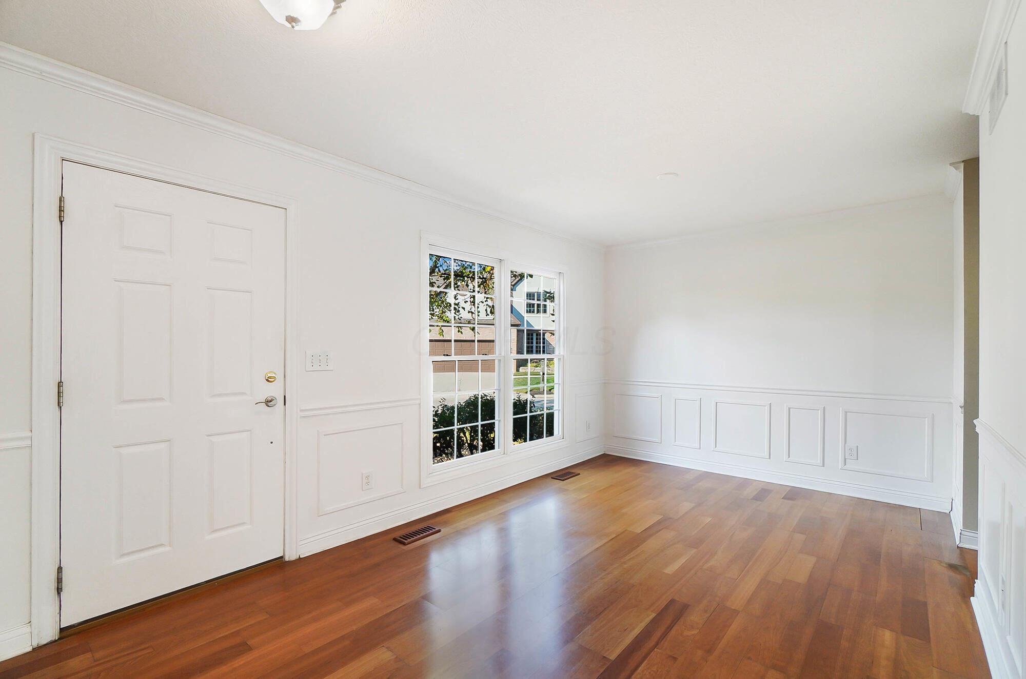 8412 Greenside Drive