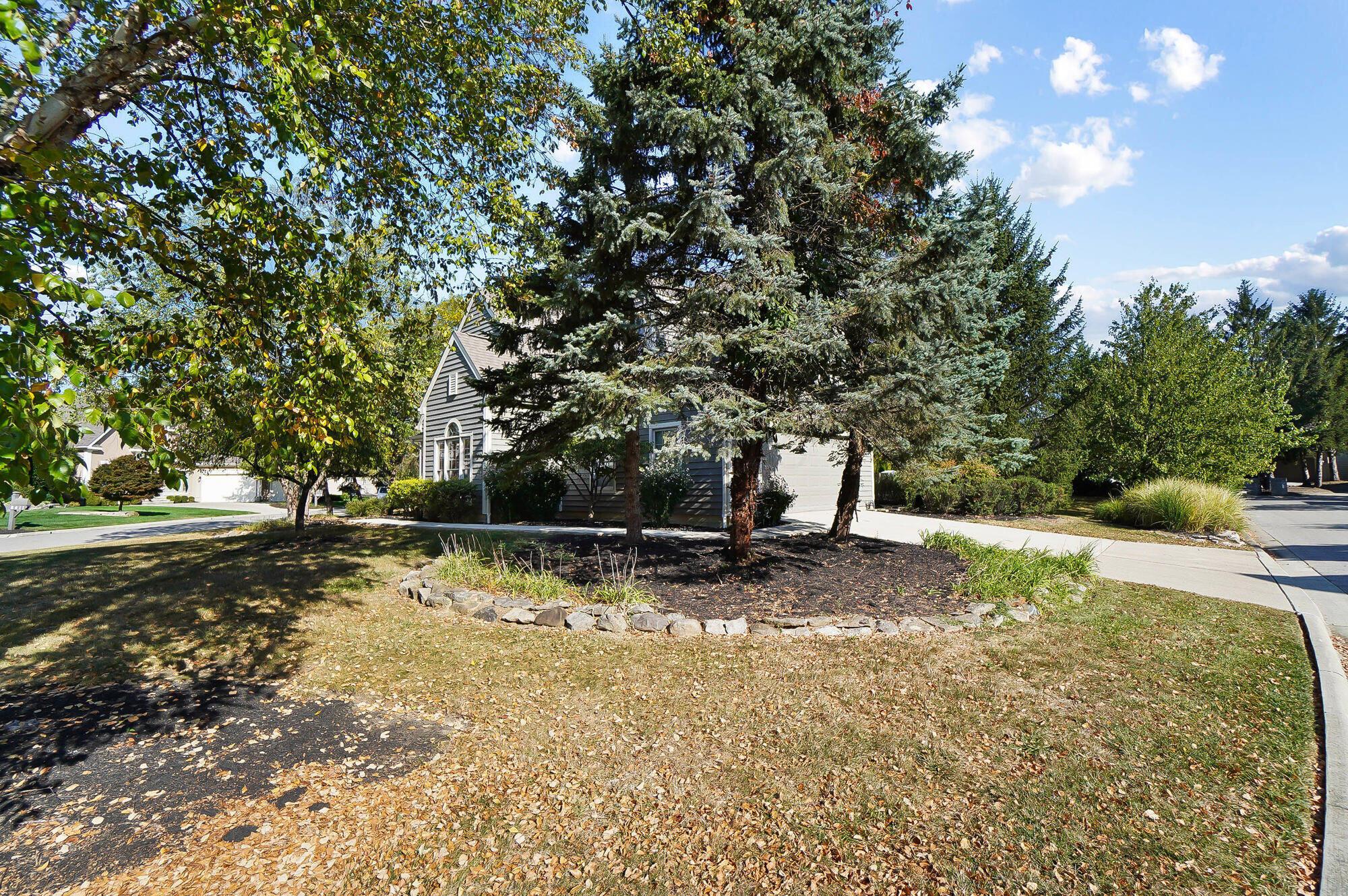8412 Greenside Drive