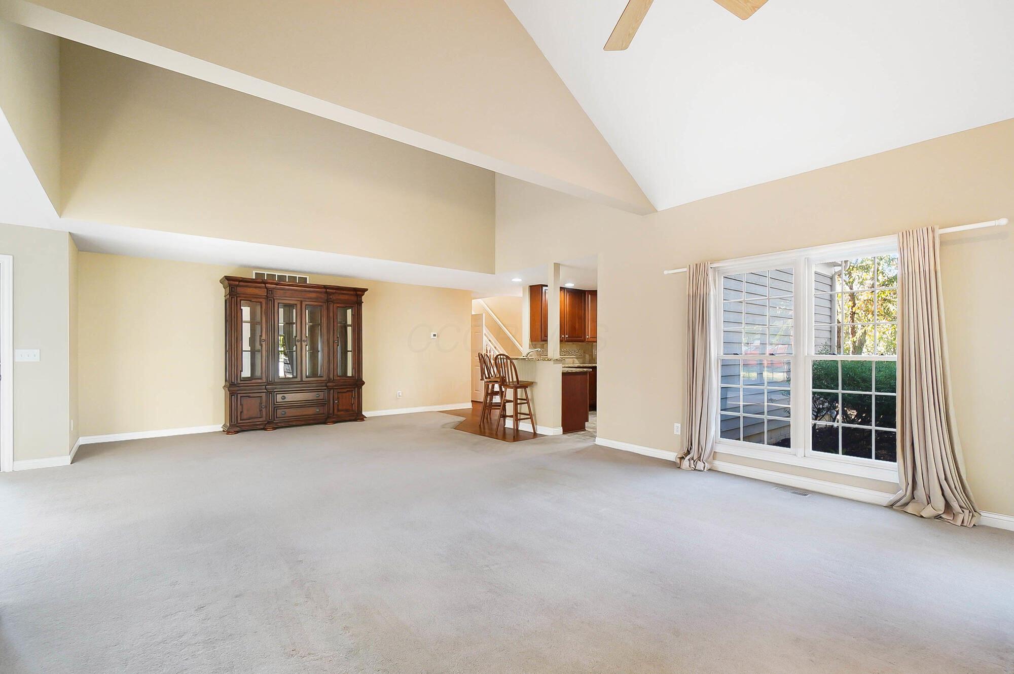8412 Greenside Drive