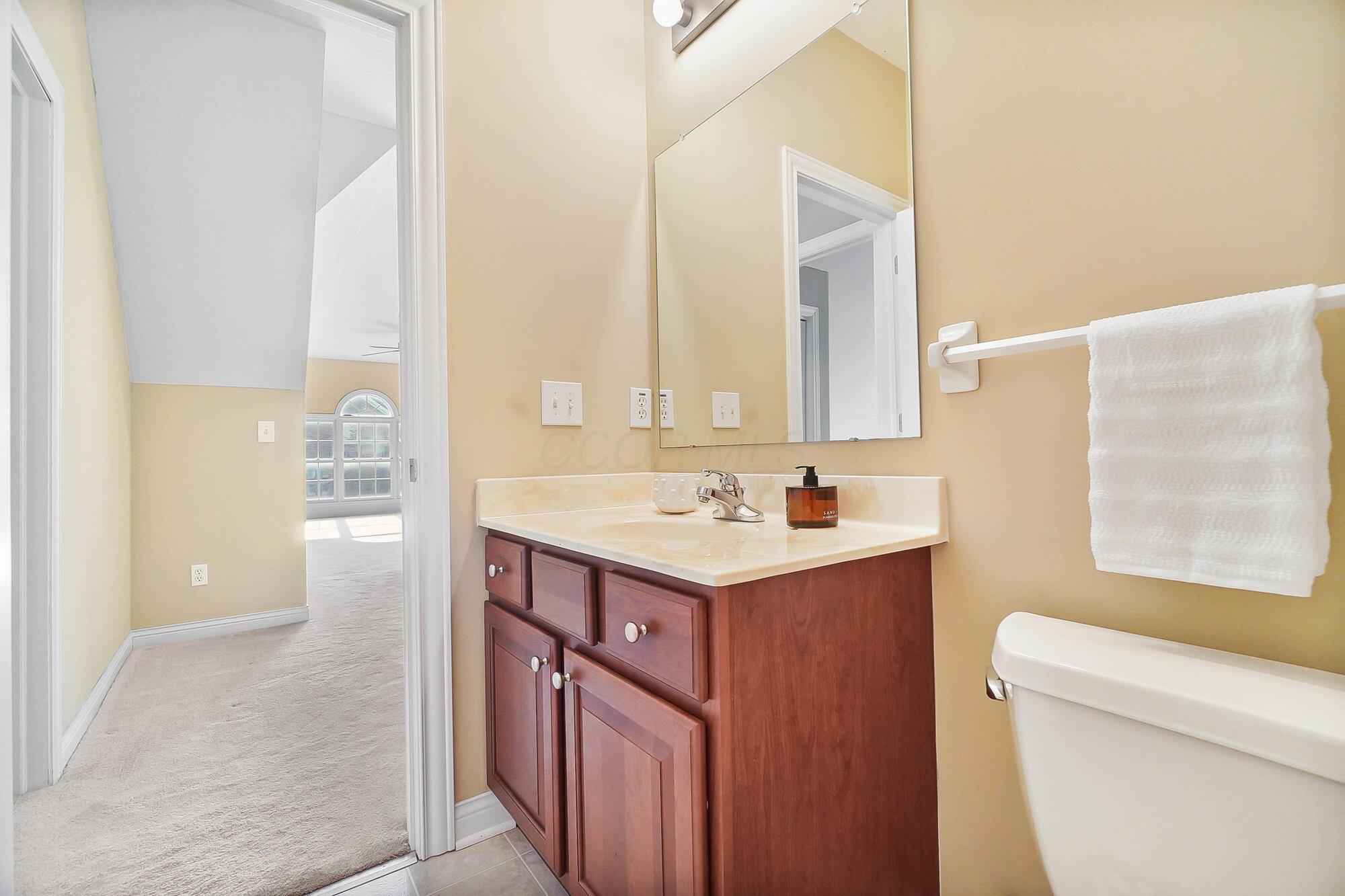 8412 Greenside Drive
