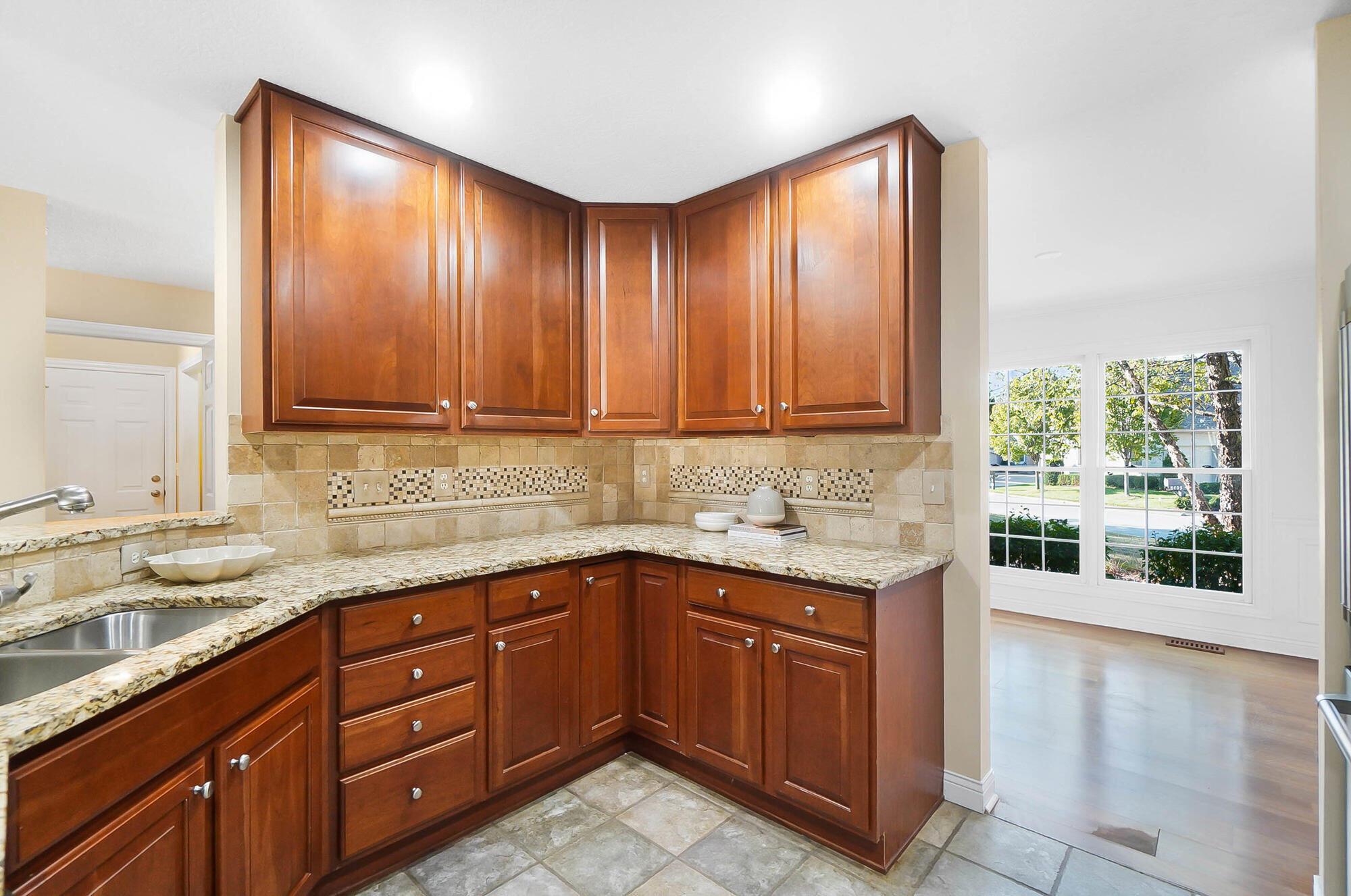 8412 Greenside Drive