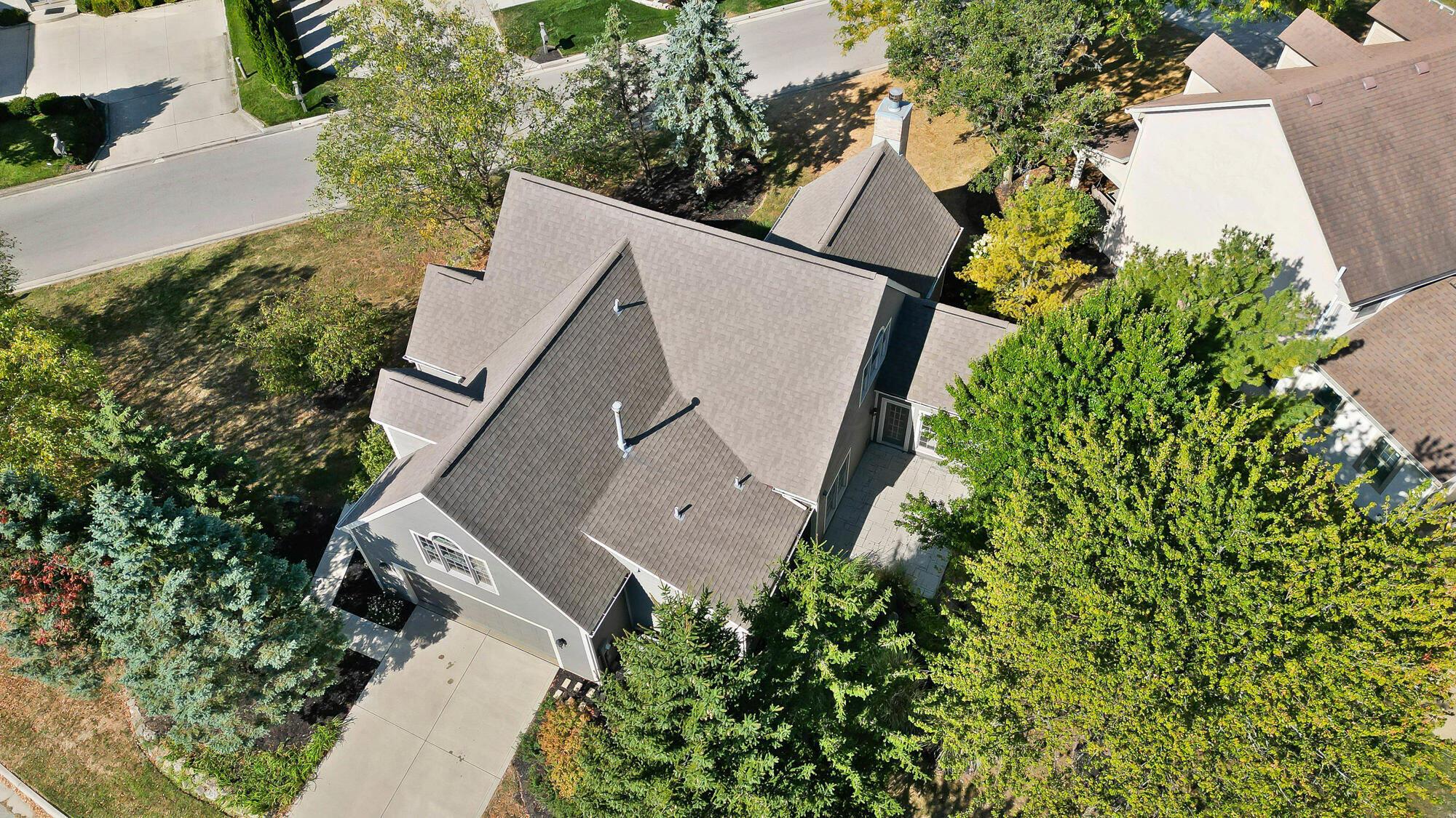 8412 Greenside Drive