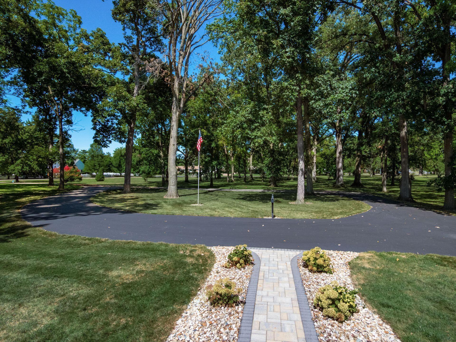 858 Vernon Heights Circle