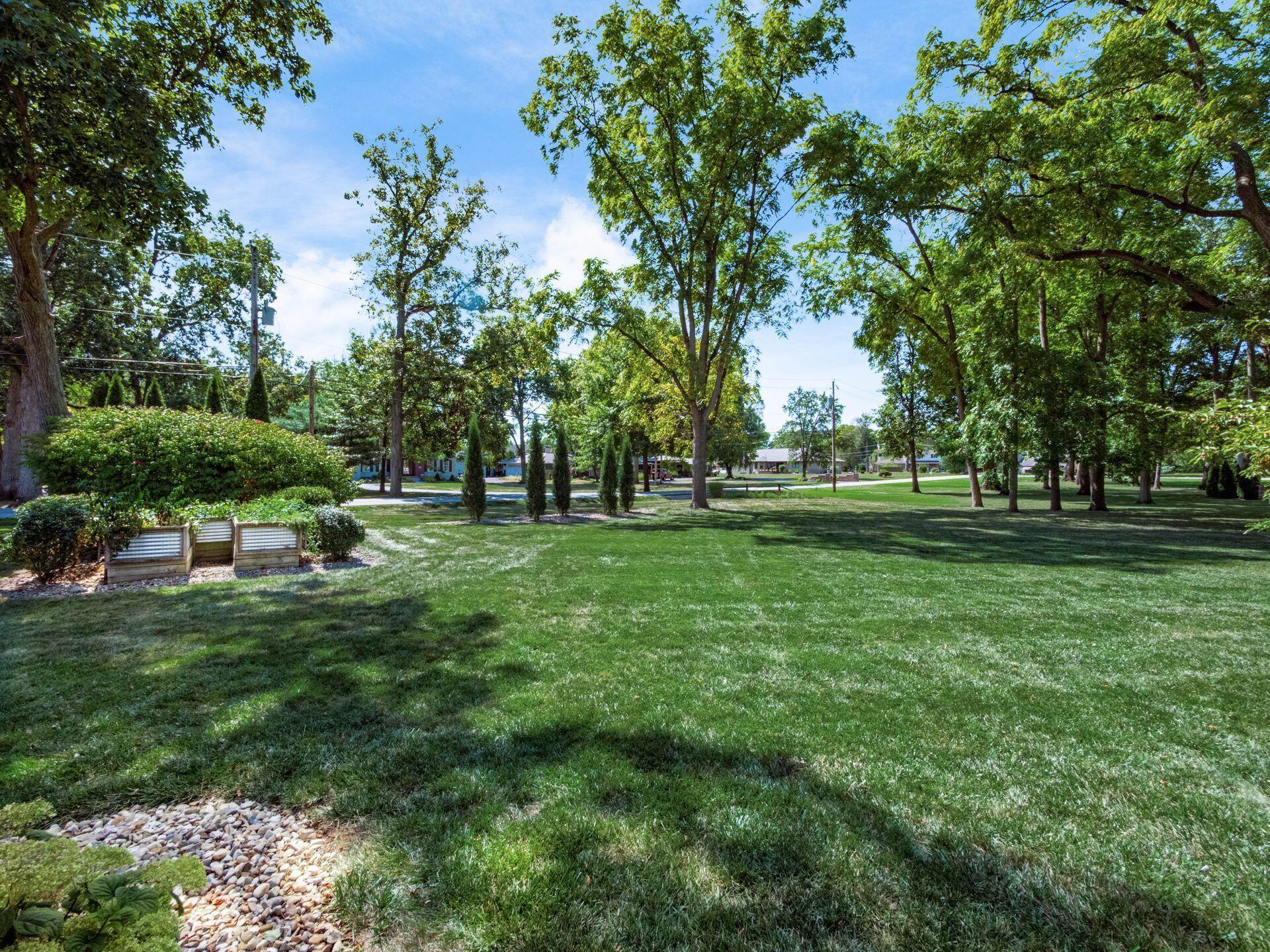 858 Vernon Heights Circle