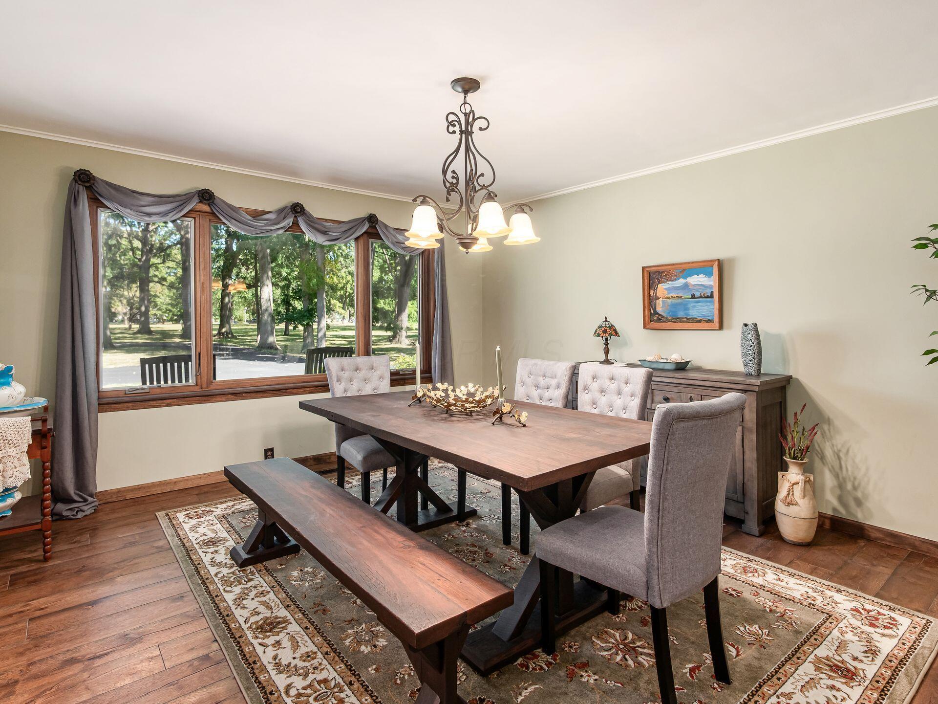 858 Vernon Heights Circle