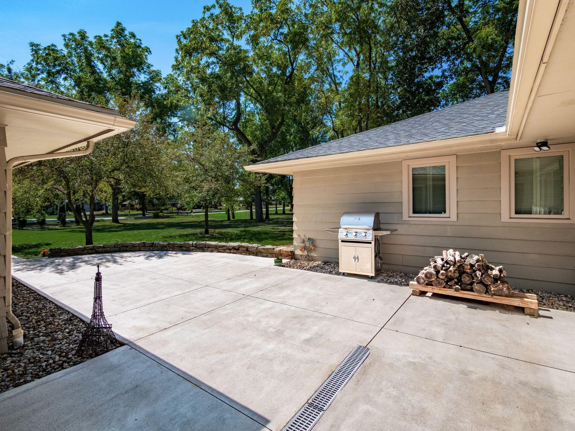 858 Vernon Heights Circle