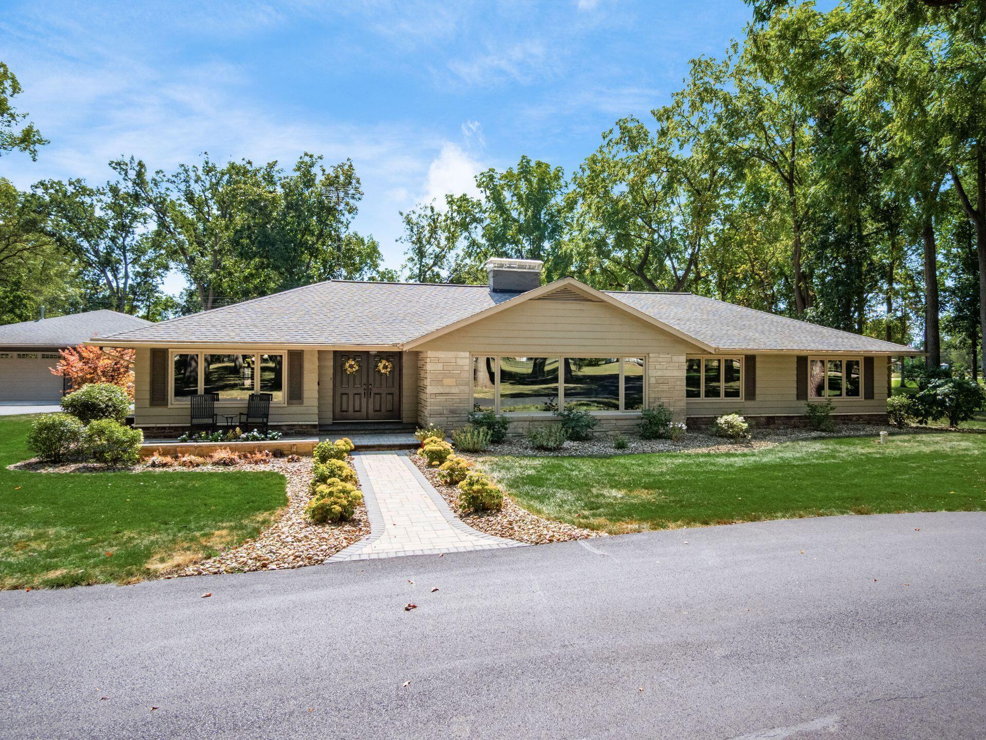 858 Vernon Heights Circle