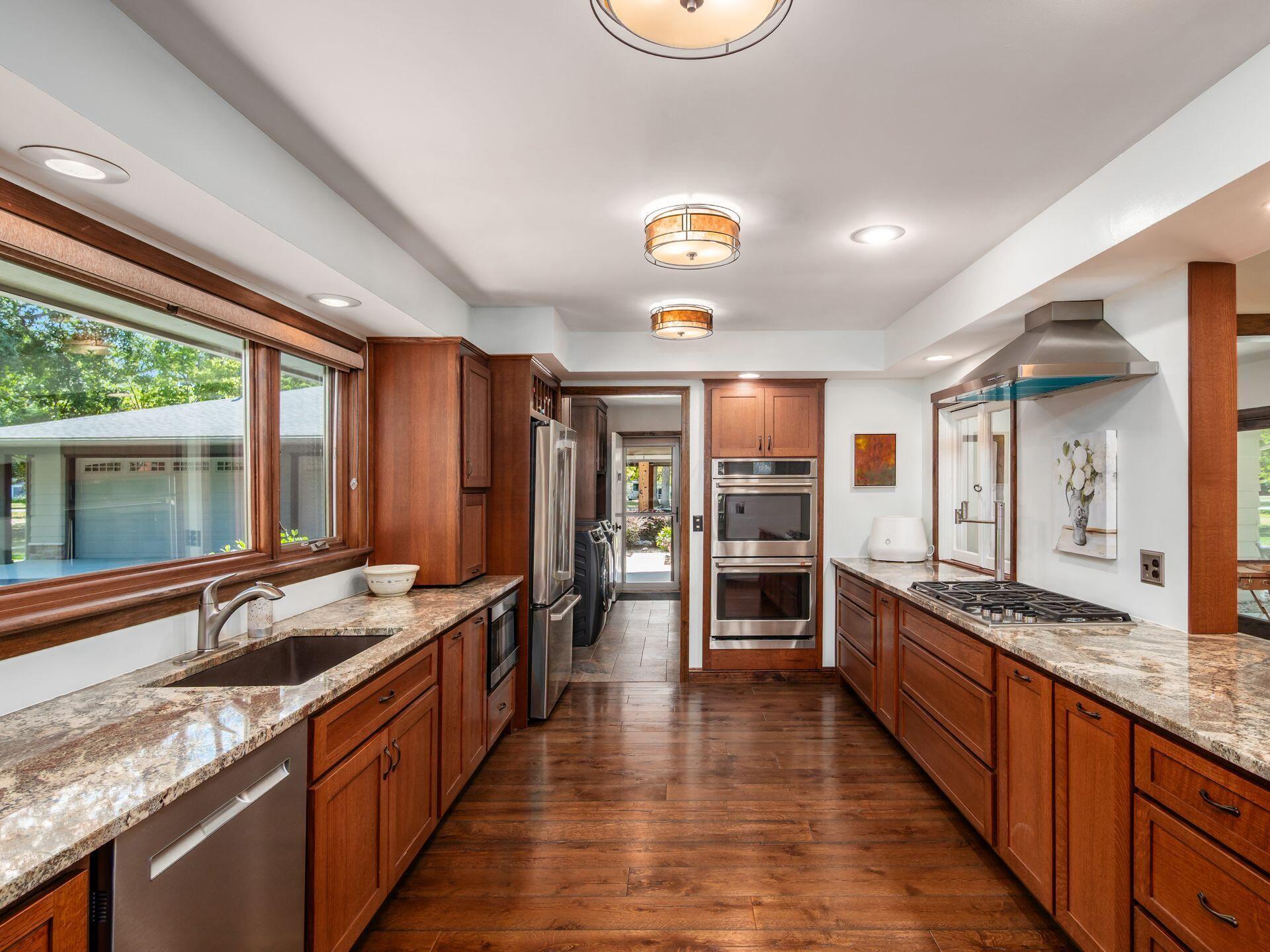 858 Vernon Heights Circle