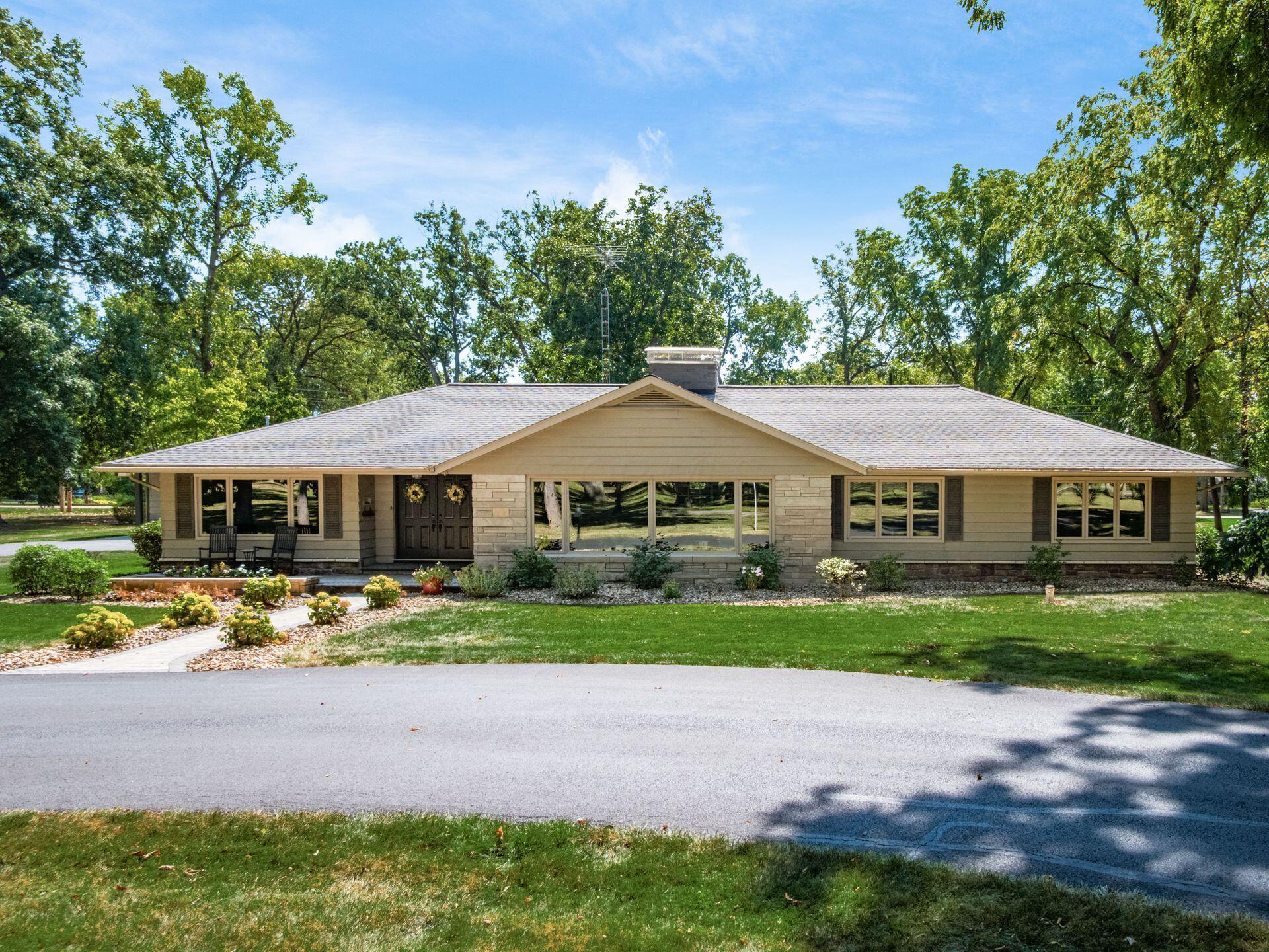 858 Vernon Heights Circle