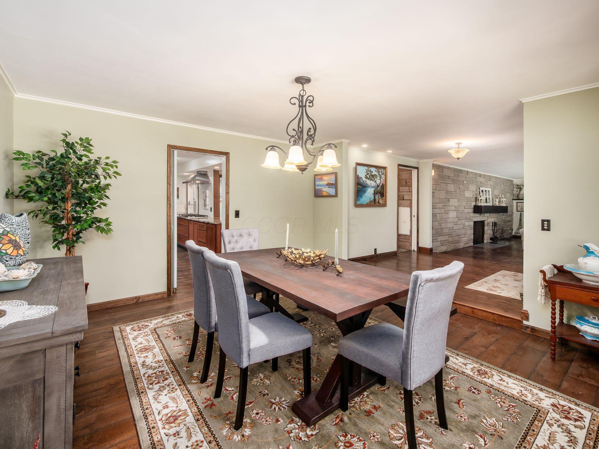 858 Vernon Heights Circle