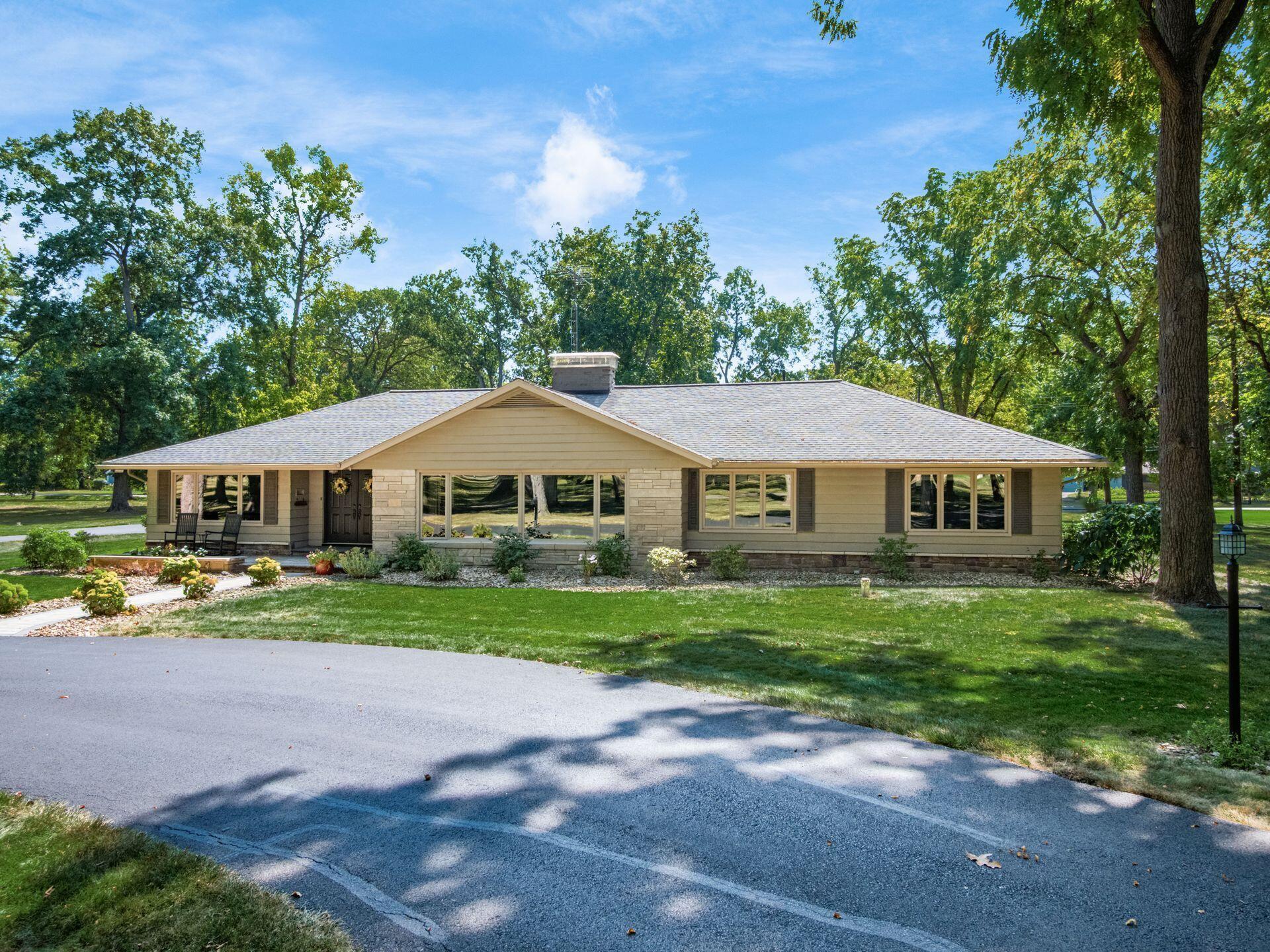 858 Vernon Heights Circle