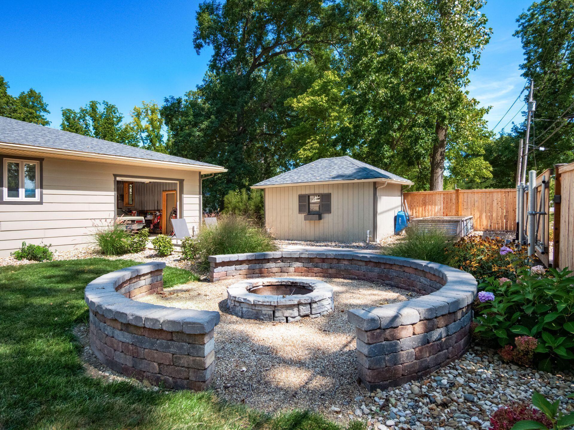 858 Vernon Heights Circle