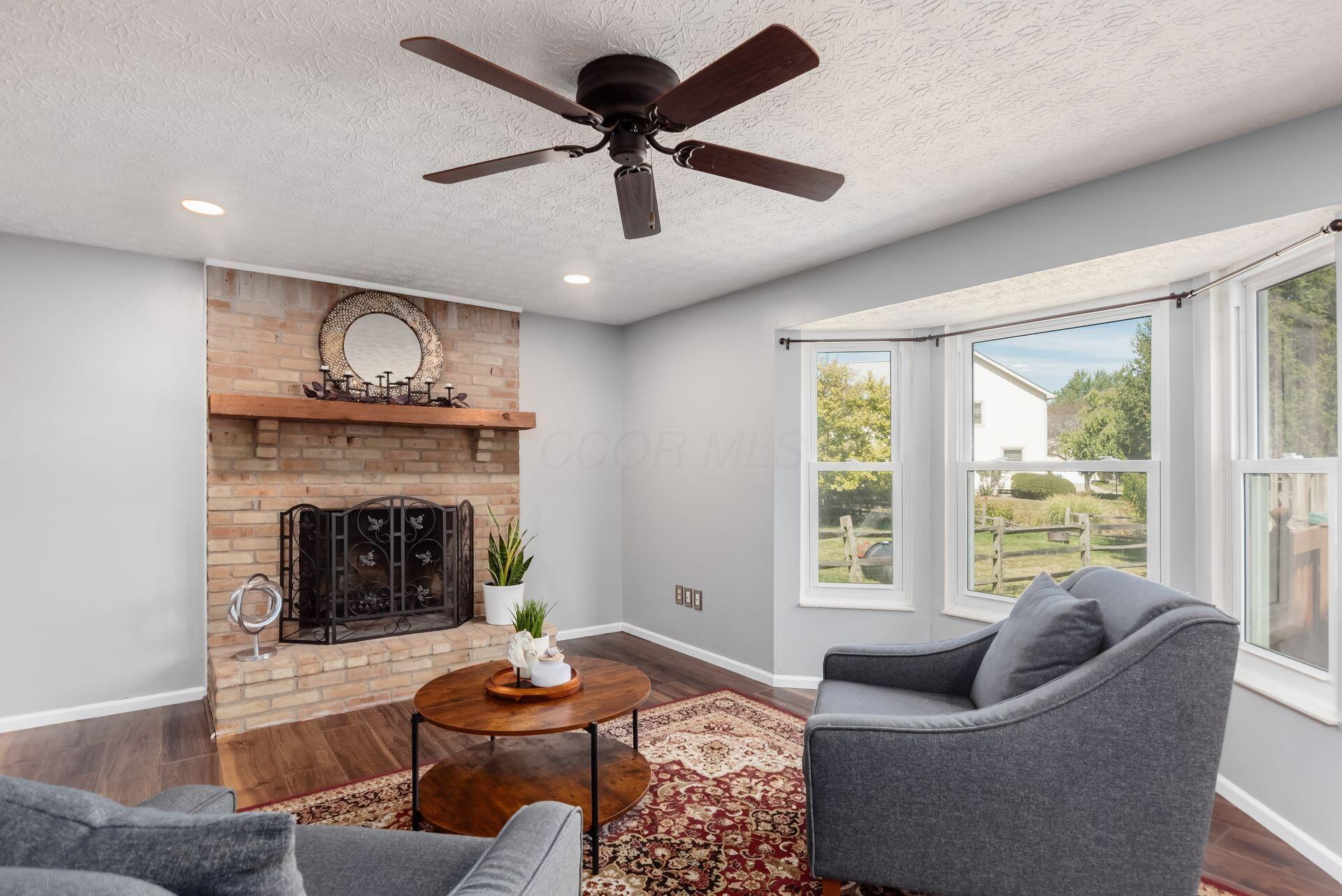 3876 Tweedsmuir Drive