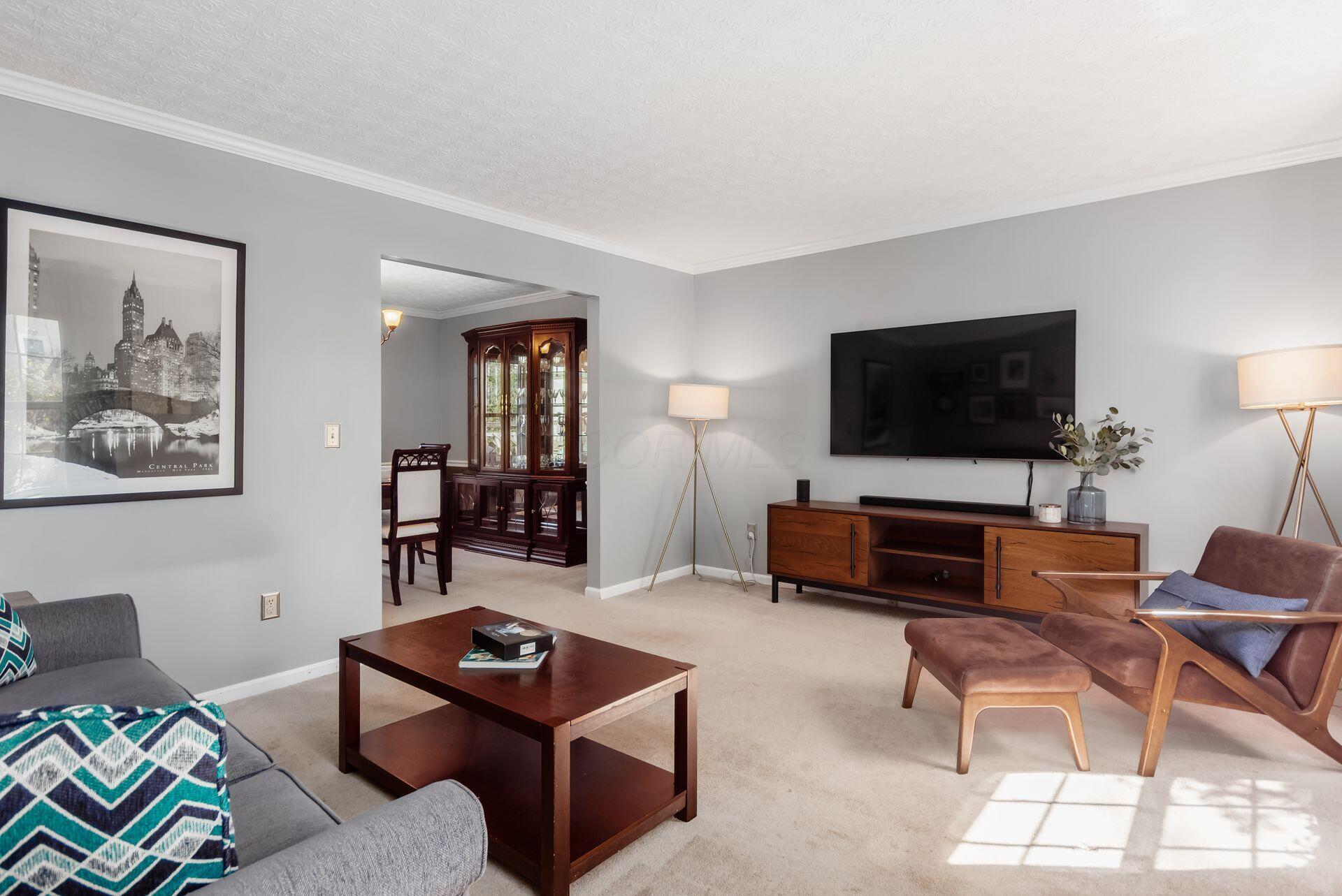 3876 Tweedsmuir Drive