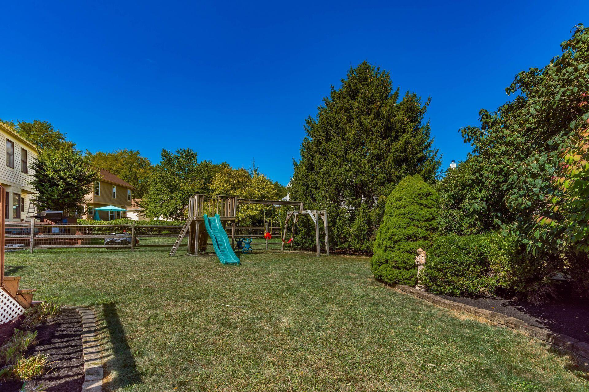 3876 Tweedsmuir Drive